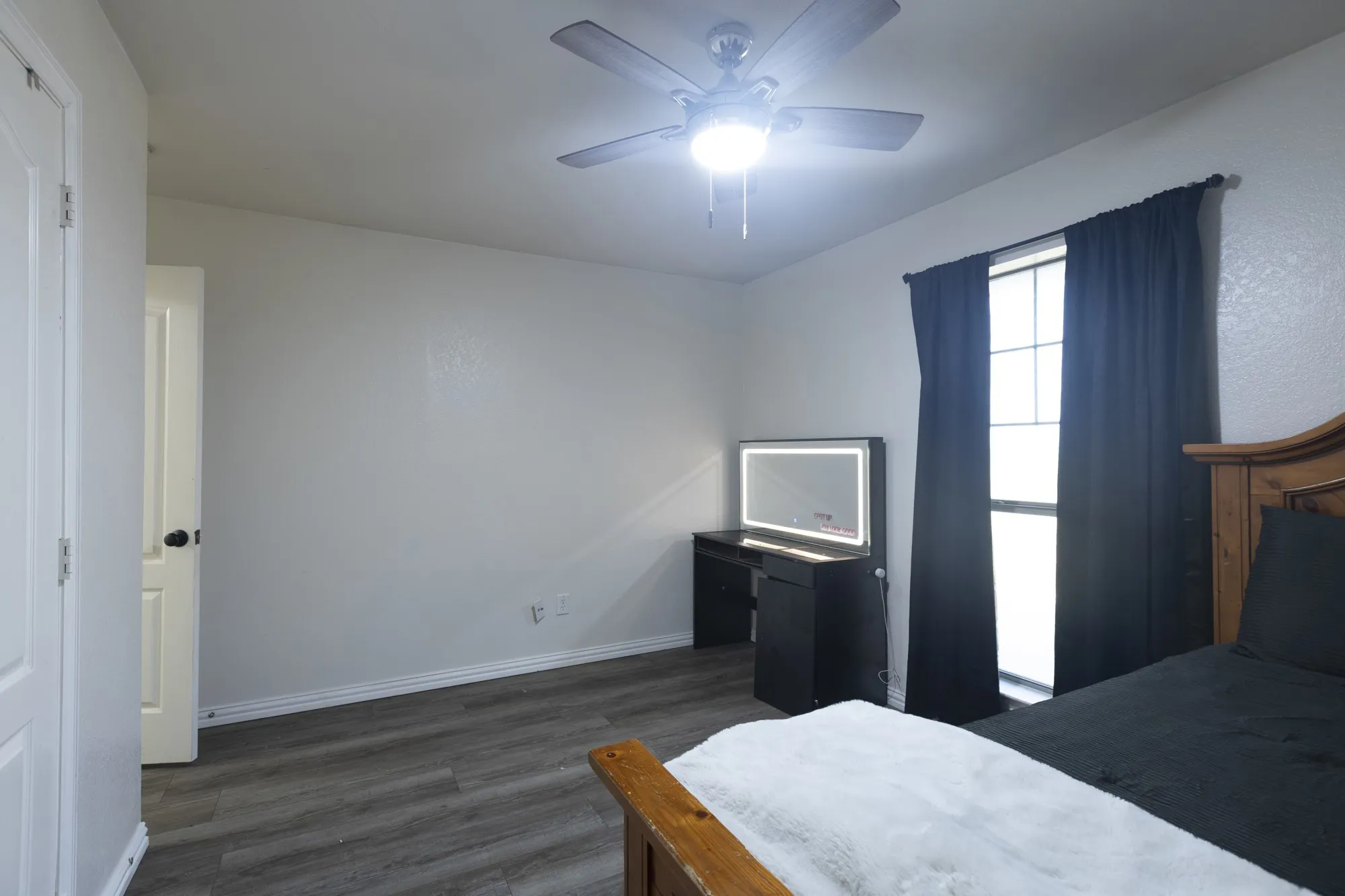 Single Family Residence For Sale in Kaufman County , 16422 Prairie Meadow, Forney, Texas 75126, 4 Bedroom, 2 Bathroom, 2 Garage spaces, 2,380 Sqft, built in 2004, mls#21386385, Real Estate Agent in Forney, Homes For Sale in Kaufman county, Homes For Sale in Forney, Realtor in Forney Texas, Real Estate Brokerage Independent Realty Texas, Luminita Cordes Realtor