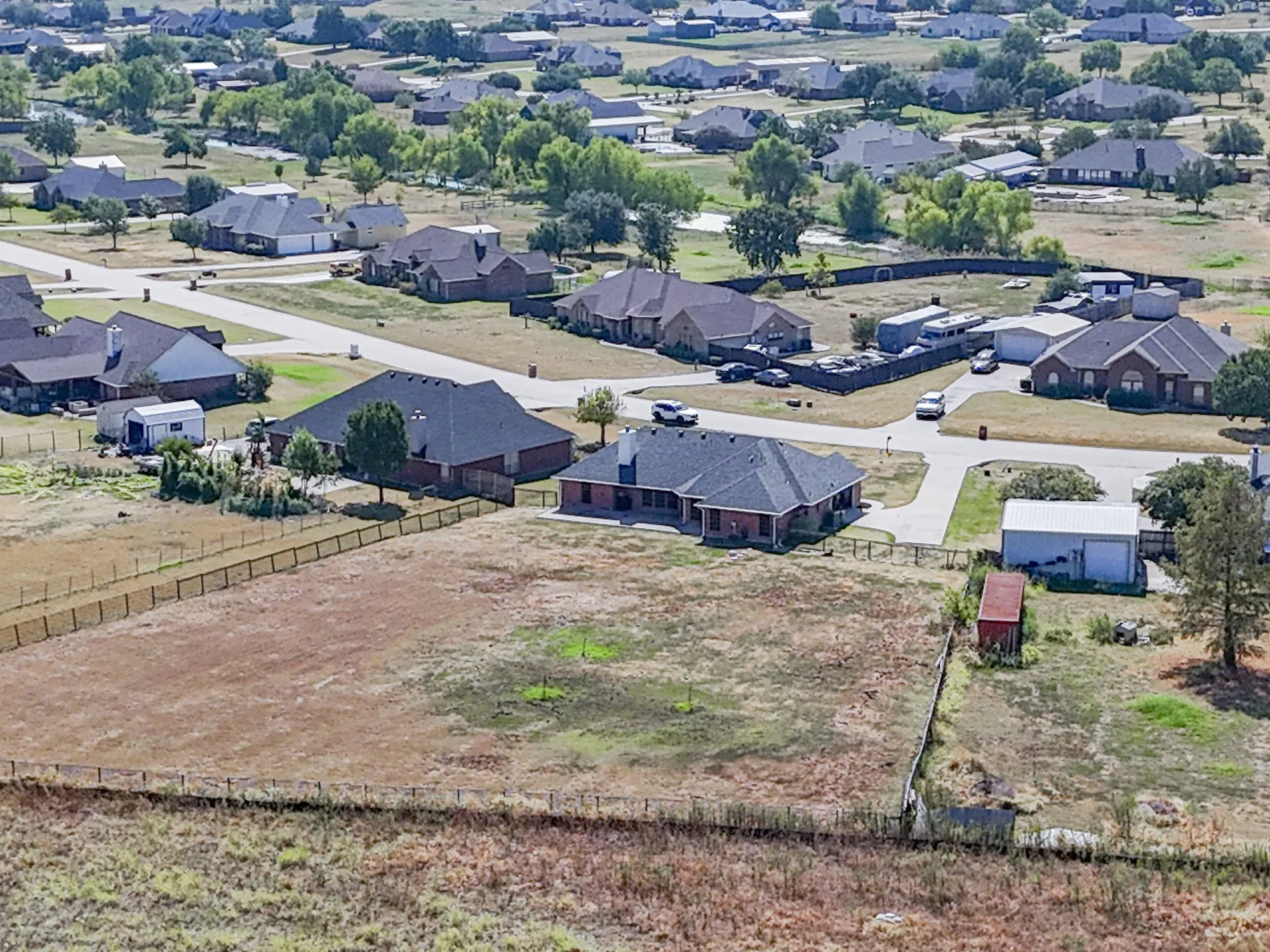 Single Family Residence For Sale in Kaufman County , 16422 Prairie Meadow, Forney, Texas 75126, 4 Bedroom, 2 Bathroom, 2 Garage spaces, 2,380 Sqft, built in 2004, mls#21386385, Real Estate Agent in Forney, Homes For Sale in Kaufman county, Homes For Sale in Forney, Realtor in Forney Texas, Real Estate Brokerage Independent Realty Texas, Luminita Cordes Realtor