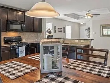 Single Family Residence For Sale in Hays County , 206 Feathergrass Drive, Buda, Texas 78610, 3 Bedroom, 2 Bathroom, 2 Garage spaces, 1,210 Sqft, built in 2013, mls#21386401, Real Estate Agent in Buda, Homes For Sale in Hays county, Homes For Sale in Buda, Realtor in Buda Texas, Real Estate Brokerage Independent Realty Texas, Luminita Cordes Realtor