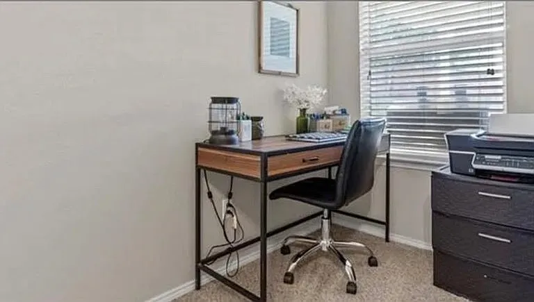 Single Family Residence For Sale in Hays County , 206 Feathergrass Drive, Buda, Texas 78610, 3 Bedroom, 2 Bathroom, 2 Garage spaces, 1,210 Sqft, built in 2013, mls#21386401, Real Estate Agent in Buda, Homes For Sale in Hays county, Homes For Sale in Buda, Realtor in Buda Texas, Real Estate Brokerage Independent Realty Texas, Luminita Cordes Realtor
