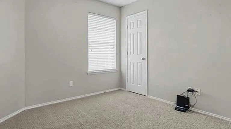 Single Family Residence For Sale in Hays County , 206 Feathergrass Drive, Buda, Texas 78610, 3 Bedroom, 2 Bathroom, 2 Garage spaces, 1,210 Sqft, built in 2013, mls#21386401, Real Estate Agent in Buda, Homes For Sale in Hays county, Homes For Sale in Buda, Realtor in Buda Texas, Real Estate Brokerage Independent Realty Texas, Luminita Cordes Realtor