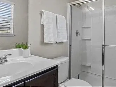 Single Family Residence For Sale in Hays County , 206 Feathergrass Drive, Buda, Texas 78610, 3 Bedroom, 2 Bathroom, 2 Garage spaces, 1,210 Sqft, built in 2013, mls#21386401, Real Estate Agent in Buda, Homes For Sale in Hays county, Homes For Sale in Buda, Realtor in Buda Texas, Real Estate Brokerage Independent Realty Texas, Luminita Cordes Realtor
