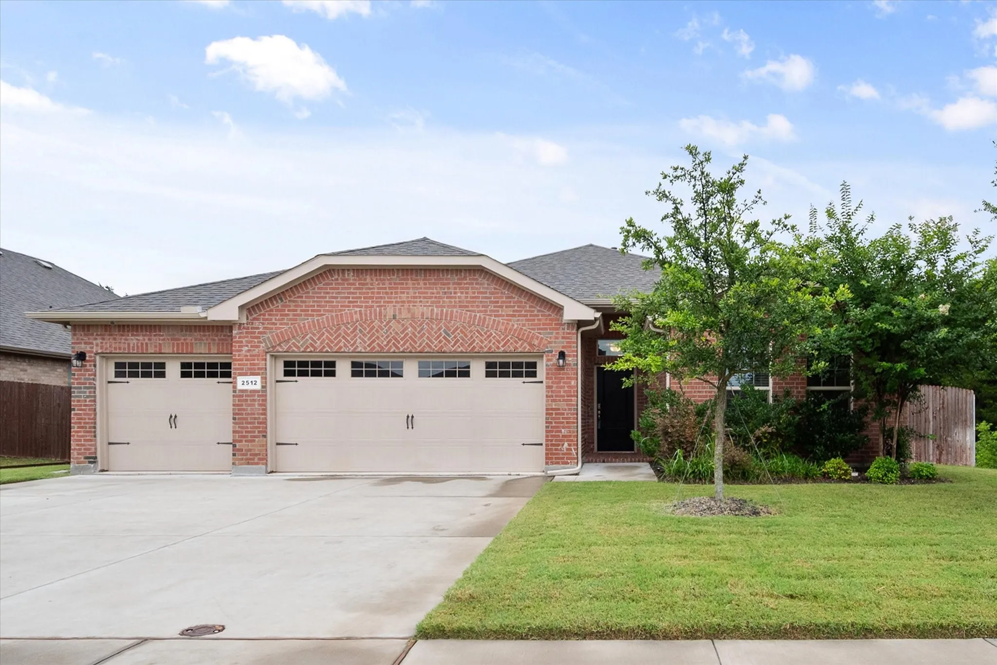 Single Family Residence For Sale in Ellis County , 2512 Clayton Street, Glenn Heights, Texas 75154, 4 Bedroom, 2 Bathroom, 3 Garage spaces, 2,120 Sqft, built in 2022, mls#21386260, Real Estate Agent in Glenn Heights, Homes For Sale in Ellis county, Homes For Sale in Glenn Heights, Realtor in Glenn Heights Texas, Real Estate Brokerage Independent Realty Texas, Luminita Cordes Realtor