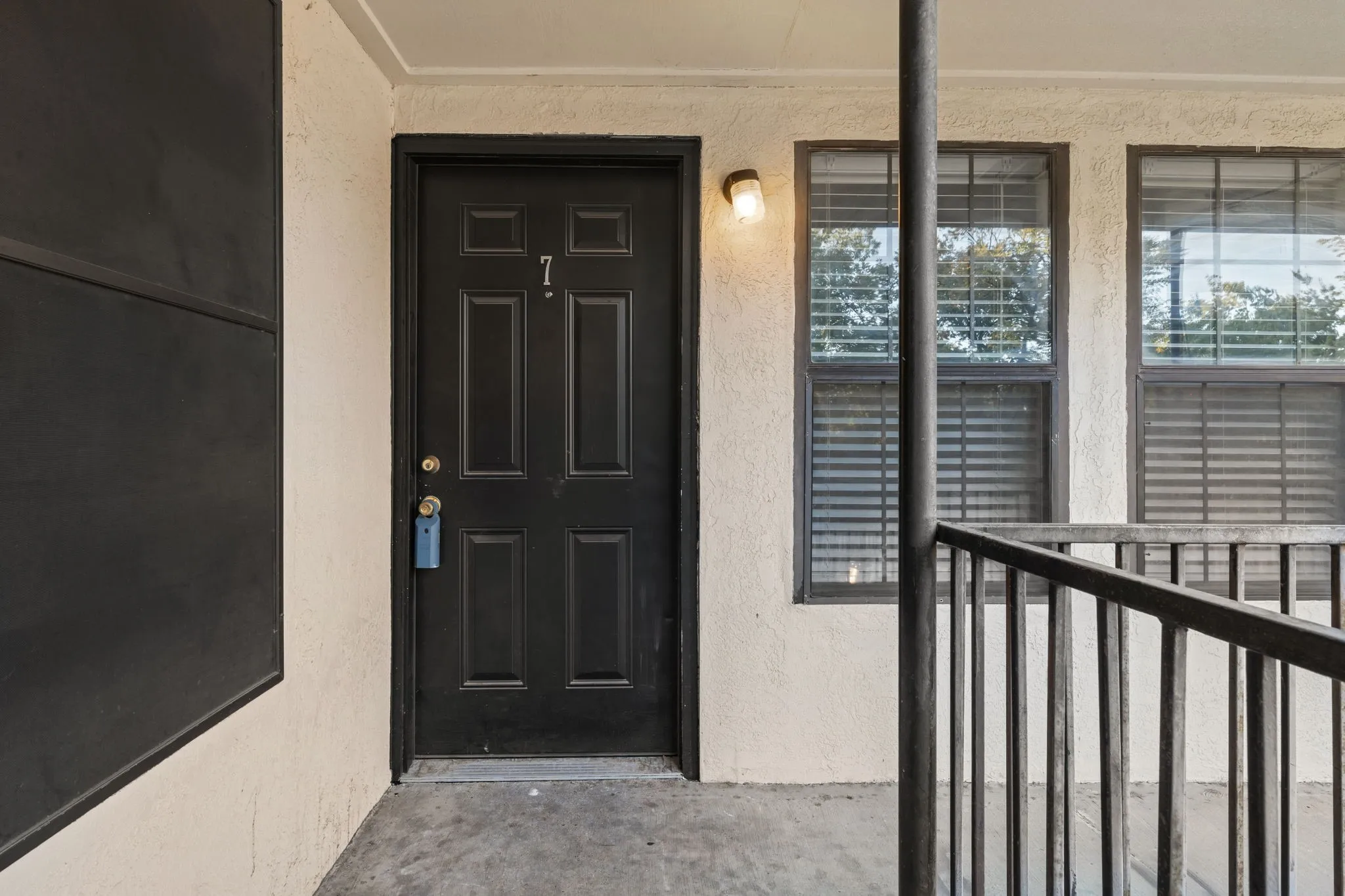 Single Family Residence For Rent in Denton County , 1108 N Elm Street 7, Denton, Texas 76201, 2 Bedroom, 2 Bathroom, Garage spaces, 5,472 Sqft, built in 1968, mls#21365964, Real Estate Agent in Denton, Homes For Rent in Denton county, Homes For Rent in Denton, Realtor in Denton Texas, Real Estate Brokerage Independent Realty Texas, Luminita Cordes Realtor