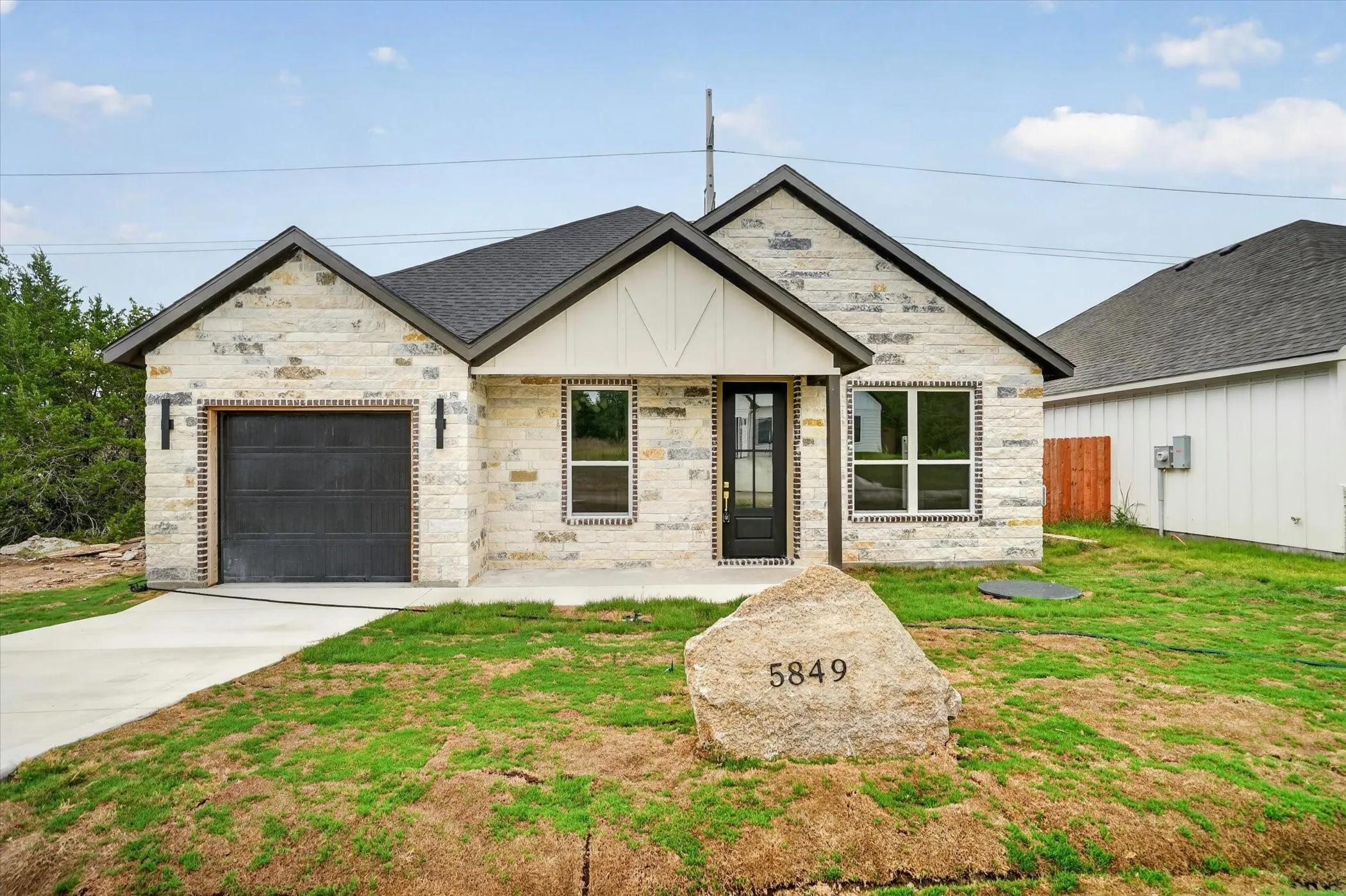 Single Family Residence For Rent in Hood County , 5849 Black Pine Circle, Granbury, Texas 76048, 3 Bedroom, 2 Bathroom, 1 Garage spaces, 1,307 Sqft, built in 2026, mls#21386409, Real Estate Agent in Granbury, Homes For Rent in Hood county, Homes For Rent in Granbury, Realtor in Granbury Texas, Real Estate Brokerage Independent Realty Texas, Luminita Cordes Realtor