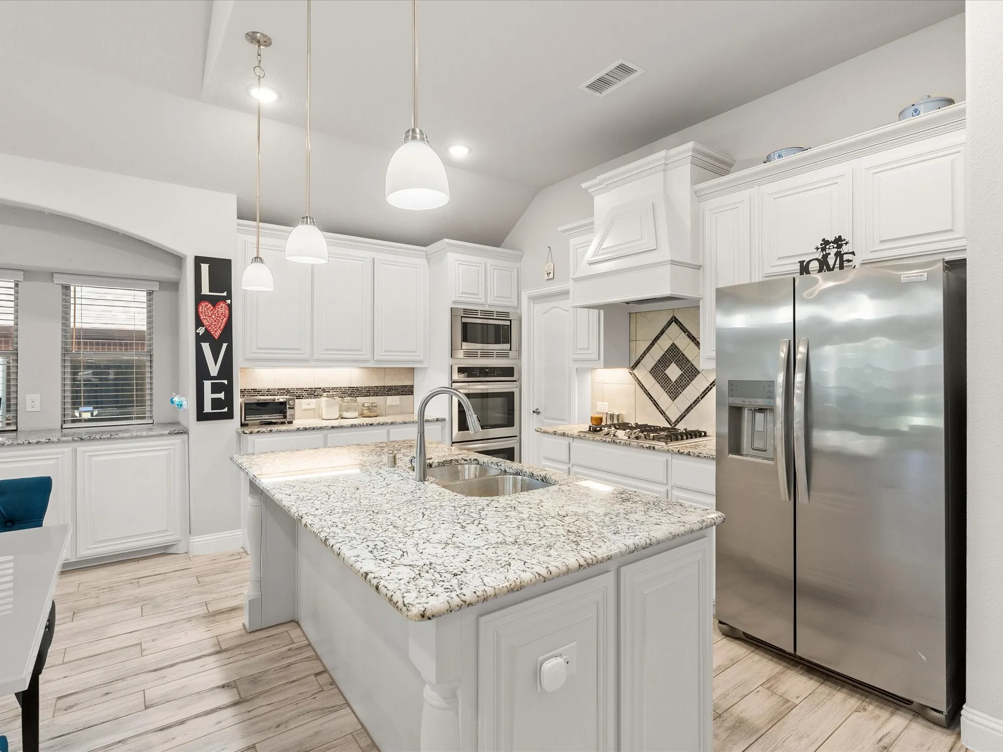 Single Family Residence For Sale in Collin County , 1120 Pheasant Crossing, Wylie, Texas 75098, 4 Bedroom, 2 Bathroom, 2 Garage spaces, 2,239 Sqft, built in 2019, mls#21385633, Real Estate Agent in Wylie, Homes For Sale in Collin county, Homes For Sale in Wylie, Realtor in Wylie Texas, Real Estate Brokerage Independent Realty Texas, Luminita Cordes Realtor
