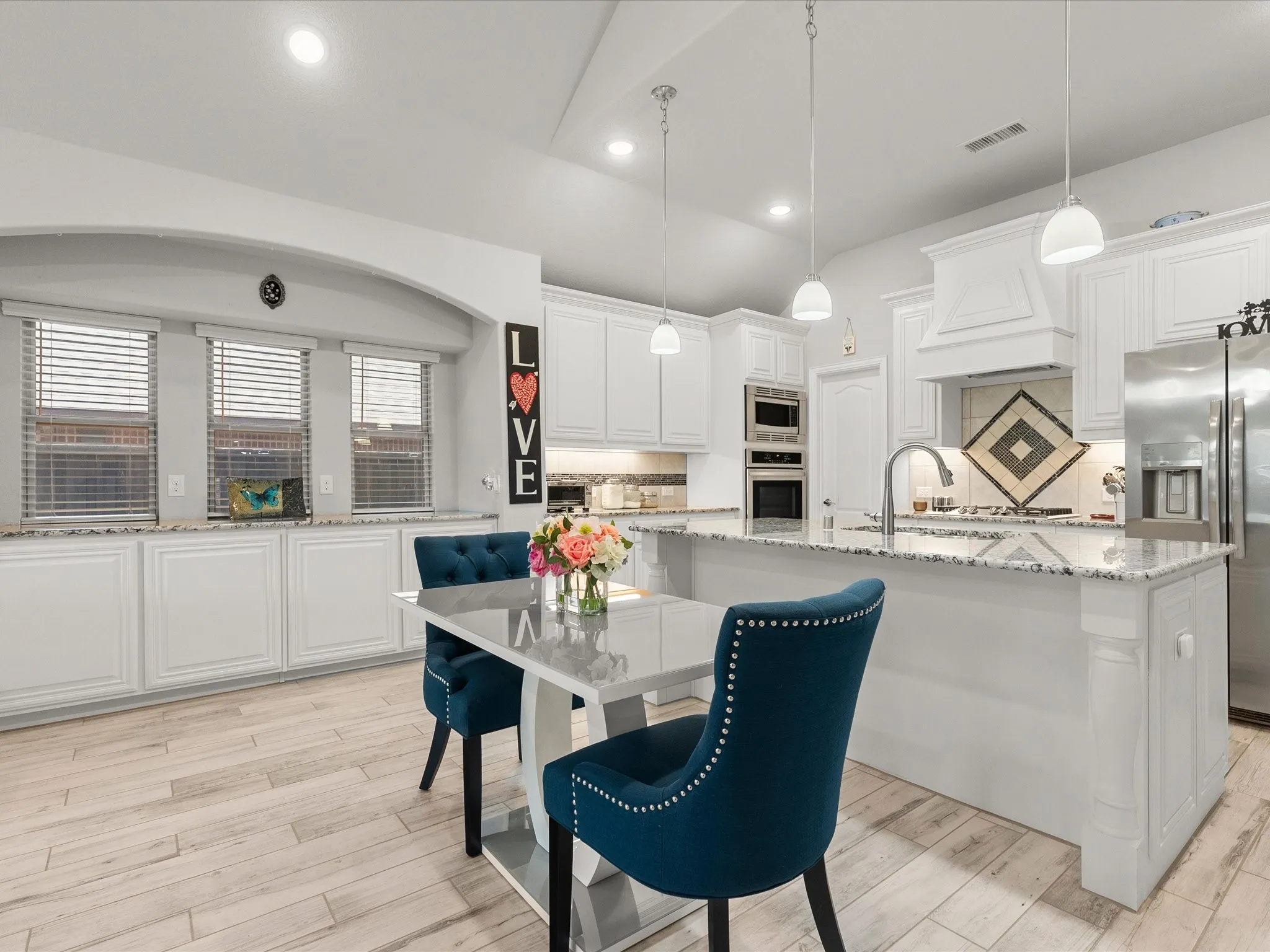 Single Family Residence For Sale in Collin County , 1120 Pheasant Crossing, Wylie, Texas 75098, 4 Bedroom, 2 Bathroom, 2 Garage spaces, 2,239 Sqft, built in 2019, mls#21385633, Real Estate Agent in Wylie, Homes For Sale in Collin county, Homes For Sale in Wylie, Realtor in Wylie Texas, Real Estate Brokerage Independent Realty Texas, Luminita Cordes Realtor