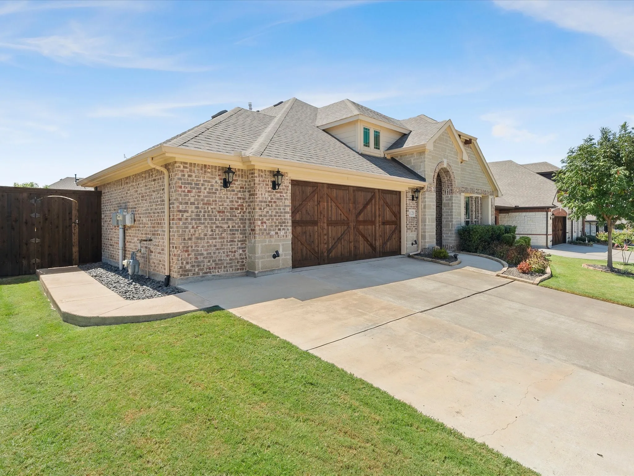 Single Family Residence For Sale in Collin County , 1120 Pheasant Crossing, Wylie, Texas 75098, 4 Bedroom, 2 Bathroom, 2 Garage spaces, 2,239 Sqft, built in 2019, mls#21385633, Real Estate Agent in Wylie, Homes For Sale in Collin county, Homes For Sale in Wylie, Realtor in Wylie Texas, Real Estate Brokerage Independent Realty Texas, Luminita Cordes Realtor