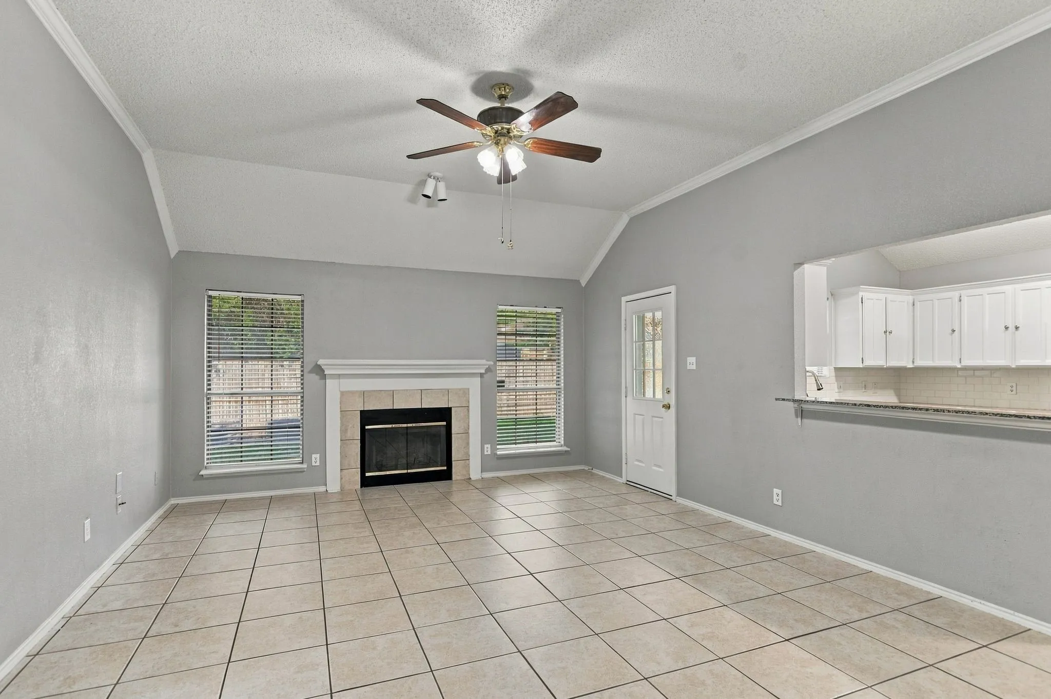 Single Family Residence For Sale in Tarrant County , 7305 Amber Drive, Watauga, Texas 76148, 3 Bedroom, 2 Bathroom, 2 Garage spaces, 1,596 Sqft, built in 1993, mls#21386419, Real Estate Agent in Watauga, Homes For Sale in Tarrant county, Homes For Sale in Watauga, Realtor in Watauga Texas, Real Estate Brokerage Independent Realty Texas, Luminita Cordes Realtor