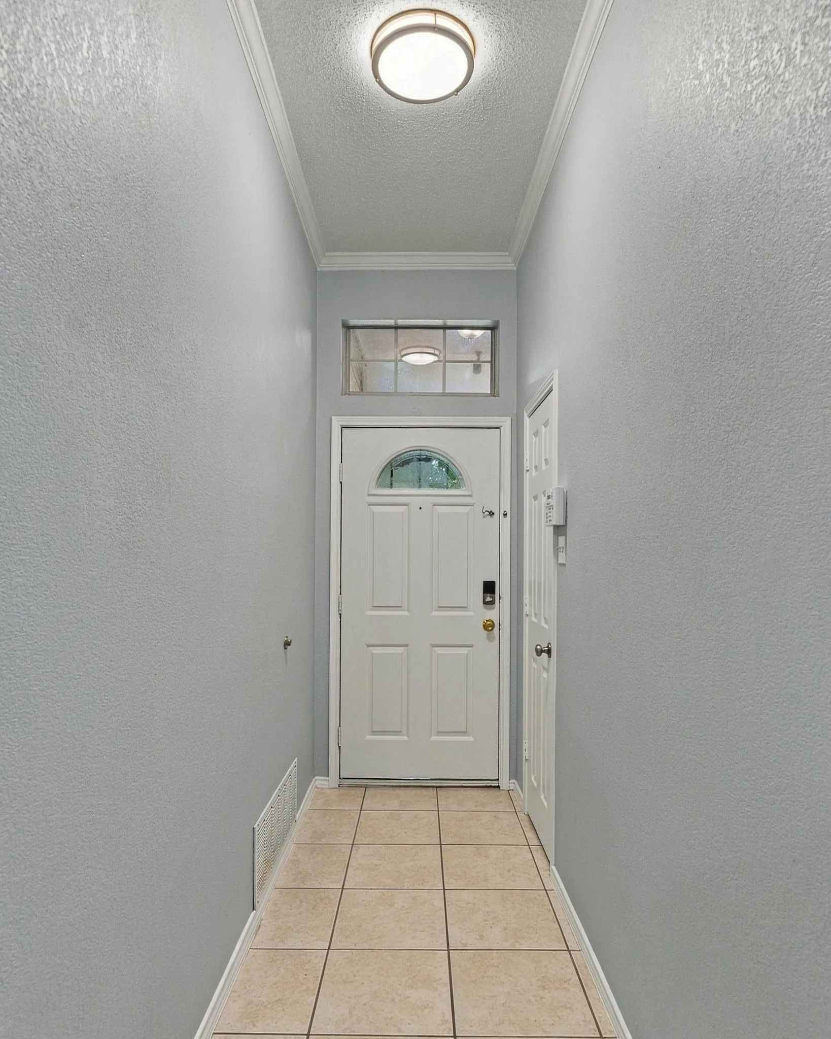 Single Family Residence For Sale in Tarrant County , 7305 Amber Drive, Watauga, Texas 76148, 3 Bedroom, 2 Bathroom, 2 Garage spaces, 1,596 Sqft, built in 1993, mls#21386419, Real Estate Agent in Watauga, Homes For Sale in Tarrant county, Homes For Sale in Watauga, Realtor in Watauga Texas, Real Estate Brokerage Independent Realty Texas, Luminita Cordes Realtor