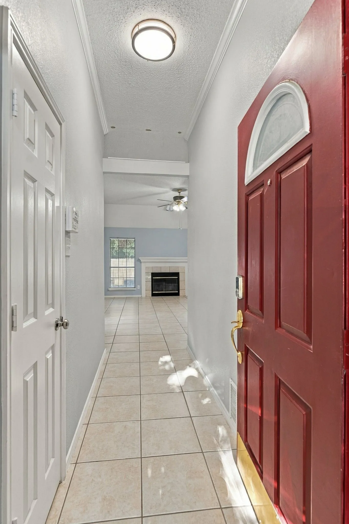 Single Family Residence For Sale in Tarrant County , 7305 Amber Drive, Watauga, Texas 76148, 3 Bedroom, 2 Bathroom, 2 Garage spaces, 1,596 Sqft, built in 1993, mls#21386419, Real Estate Agent in Watauga, Homes For Sale in Tarrant county, Homes For Sale in Watauga, Realtor in Watauga Texas, Real Estate Brokerage Independent Realty Texas, Luminita Cordes Realtor