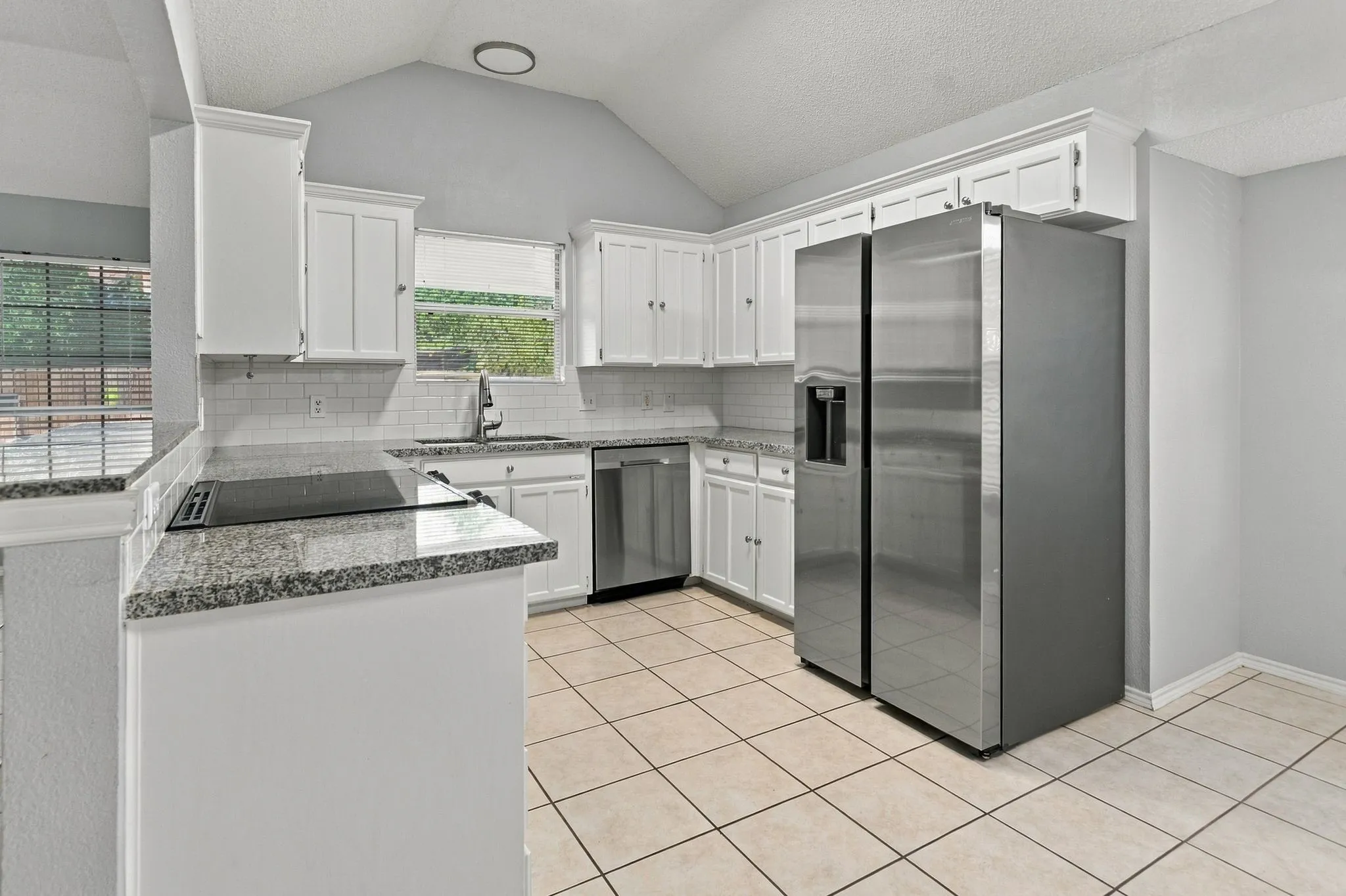 Single Family Residence For Sale in Tarrant County , 7305 Amber Drive, Watauga, Texas 76148, 3 Bedroom, 2 Bathroom, 2 Garage spaces, 1,596 Sqft, built in 1993, mls#21386419, Real Estate Agent in Watauga, Homes For Sale in Tarrant county, Homes For Sale in Watauga, Realtor in Watauga Texas, Real Estate Brokerage Independent Realty Texas, Luminita Cordes Realtor