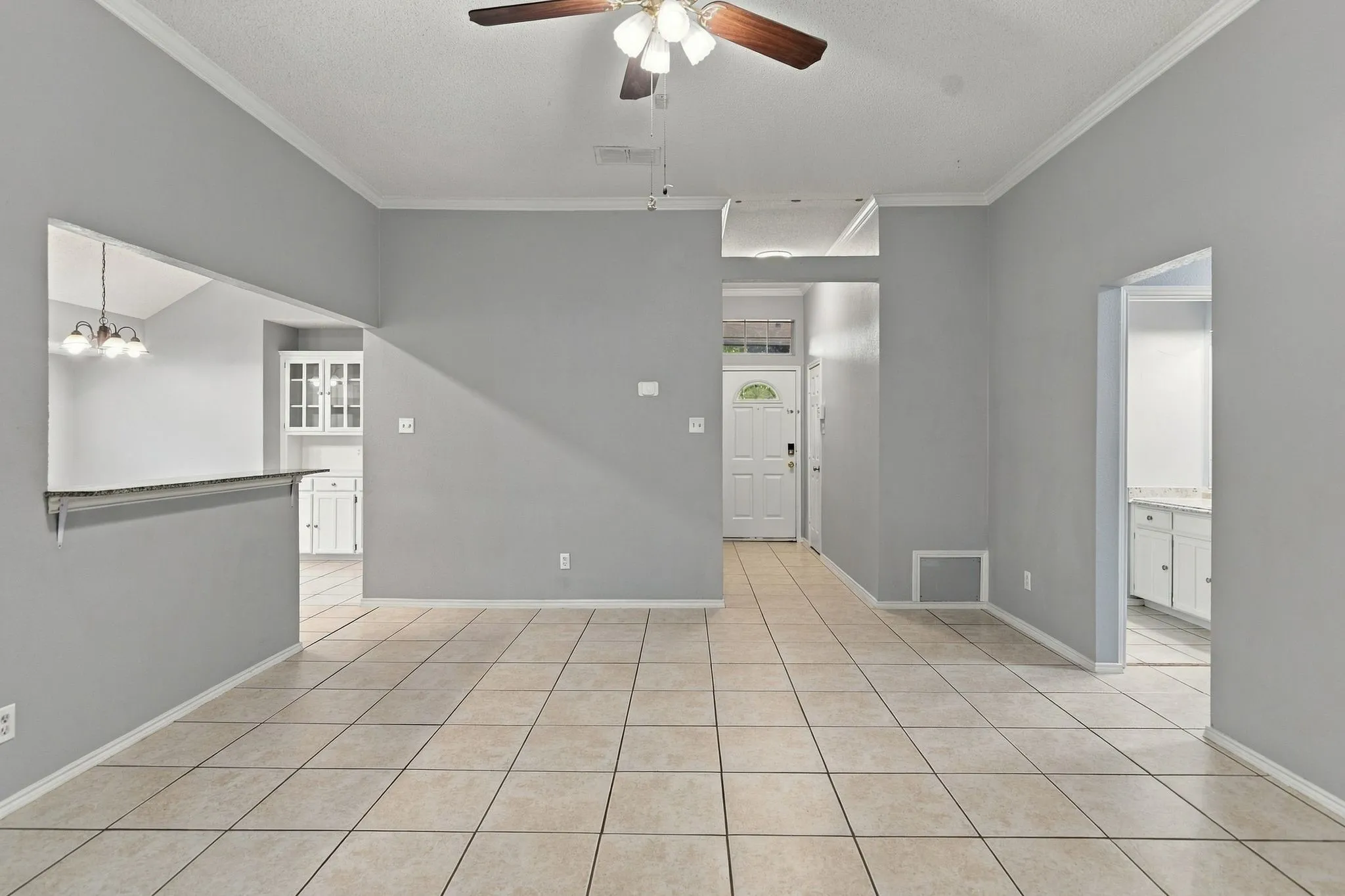 Single Family Residence For Sale in Tarrant County , 7305 Amber Drive, Watauga, Texas 76148, 3 Bedroom, 2 Bathroom, 2 Garage spaces, 1,596 Sqft, built in 1993, mls#21386419, Real Estate Agent in Watauga, Homes For Sale in Tarrant county, Homes For Sale in Watauga, Realtor in Watauga Texas, Real Estate Brokerage Independent Realty Texas, Luminita Cordes Realtor