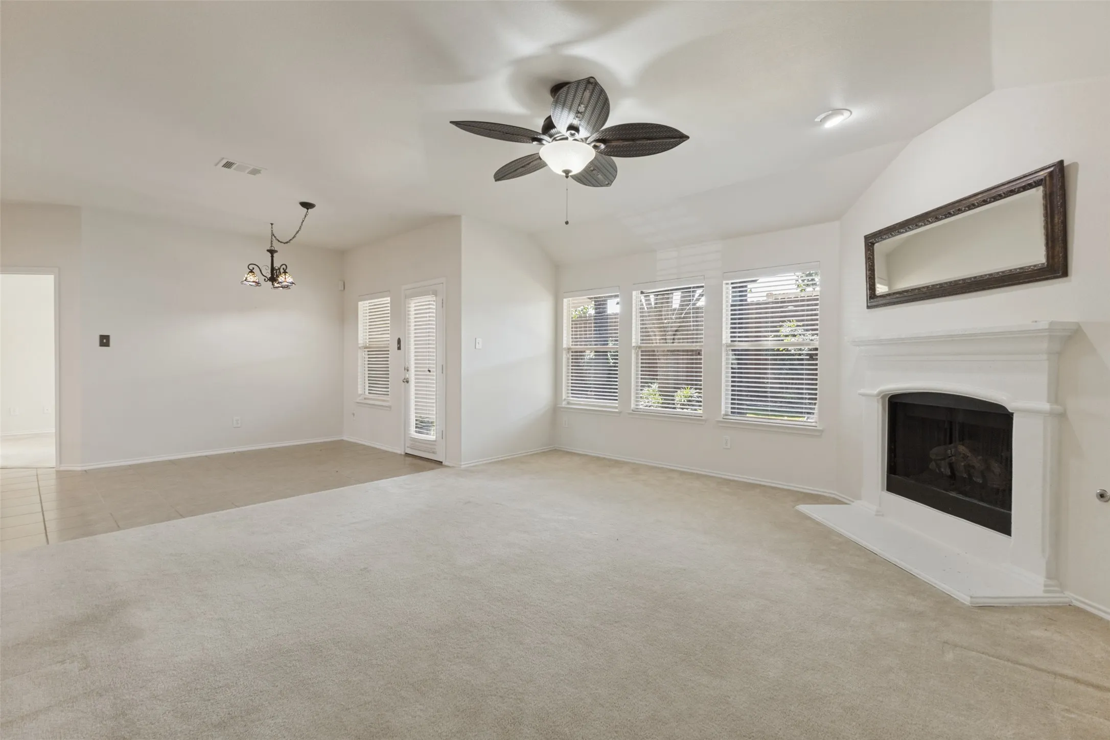 Single Family Residence For Rent in Collin County , 608 Byron Nelson Drive, Mc Kinney, Texas 75072, 3 Bedroom, 2 Bathroom, 2 Garage spaces, 2,045 Sqft, built in 2009, mls#21386436, Real Estate Agent in Mc Kinney, Homes For Rent in Collin county, Homes For Rent in Mc Kinney, Realtor in Mc Kinney Texas, Real Estate Brokerage Independent Realty Texas, Luminita Cordes Realtor