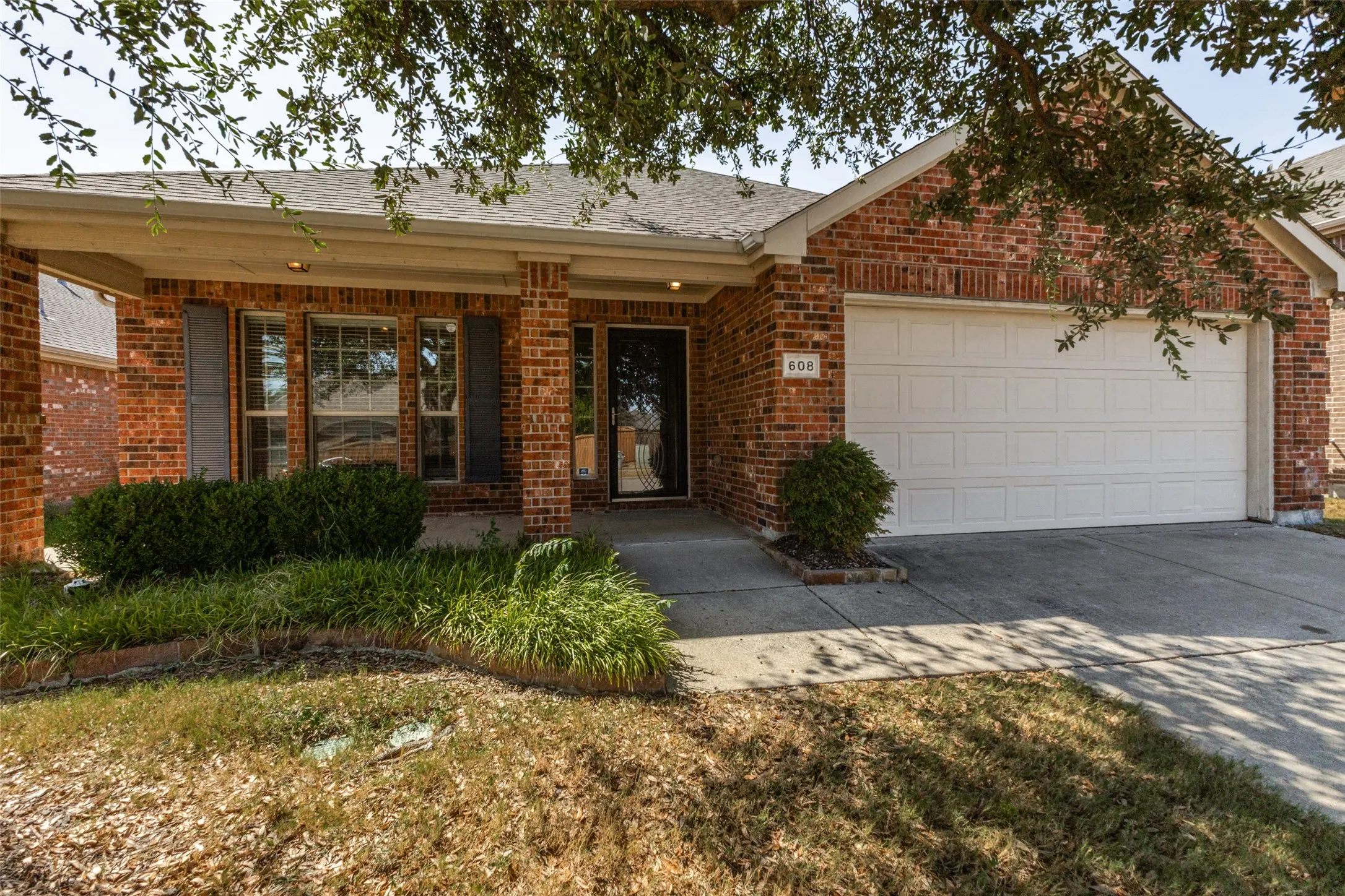 Single Family Residence For Rent in Collin County , 608 Byron Nelson Drive, Mc Kinney, Texas 75072, 3 Bedroom, 2 Bathroom, 2 Garage spaces, 2,045 Sqft, built in 2009, mls#21386436, Real Estate Agent in Mc Kinney, Homes For Rent in Collin county, Homes For Rent in Mc Kinney, Realtor in Mc Kinney Texas, Real Estate Brokerage Independent Realty Texas, Luminita Cordes Realtor