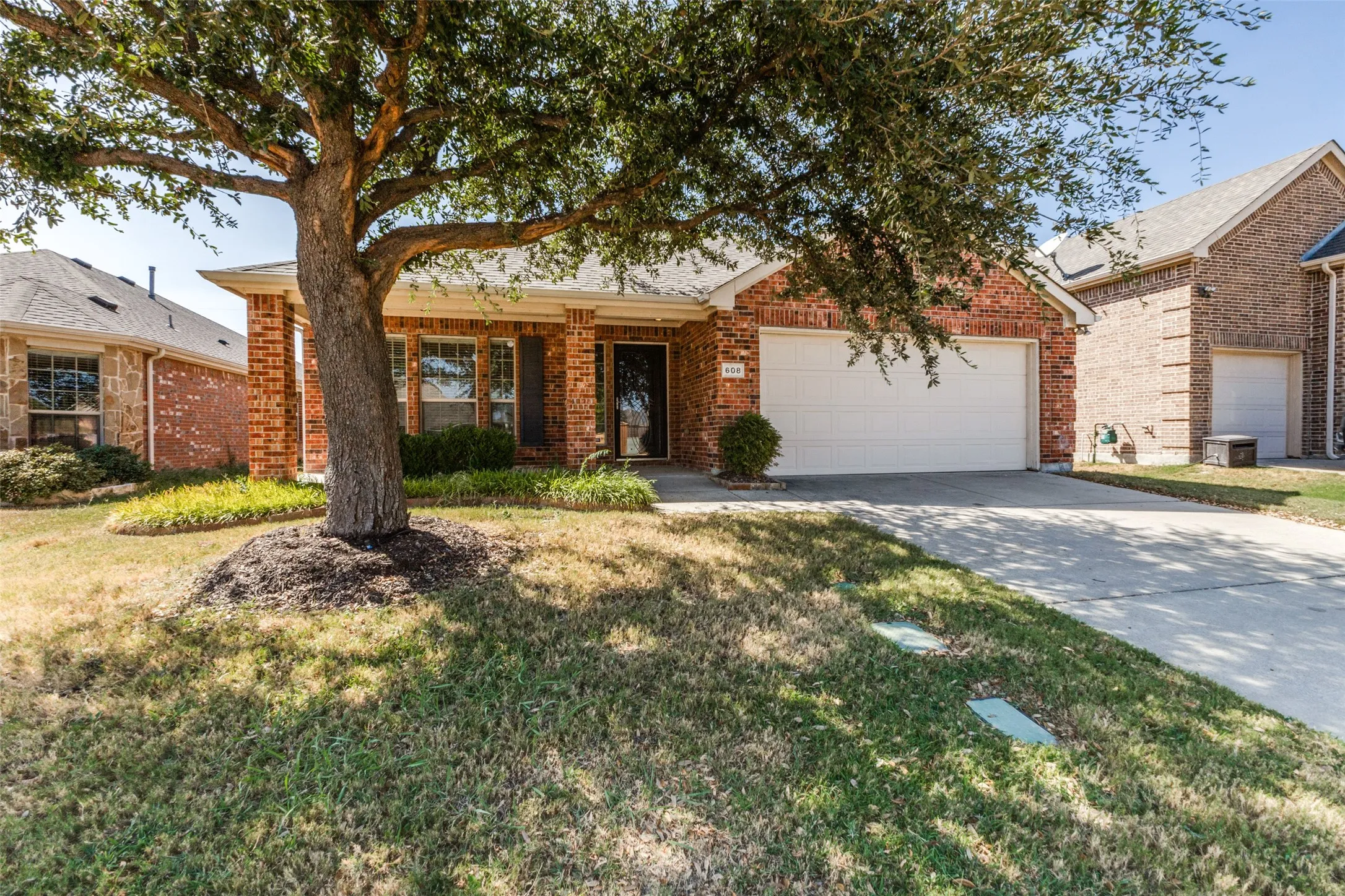 Single Family Residence For Rent in Collin County , 608 Byron Nelson Drive, Mc Kinney, Texas 75072, 3 Bedroom, 2 Bathroom, 2 Garage spaces, 2,045 Sqft, built in 2009, mls#21386436, Real Estate Agent in Mc Kinney, Homes For Rent in Collin county, Homes For Rent in Mc Kinney, Realtor in Mc Kinney Texas, Real Estate Brokerage Independent Realty Texas, Luminita Cordes Realtor