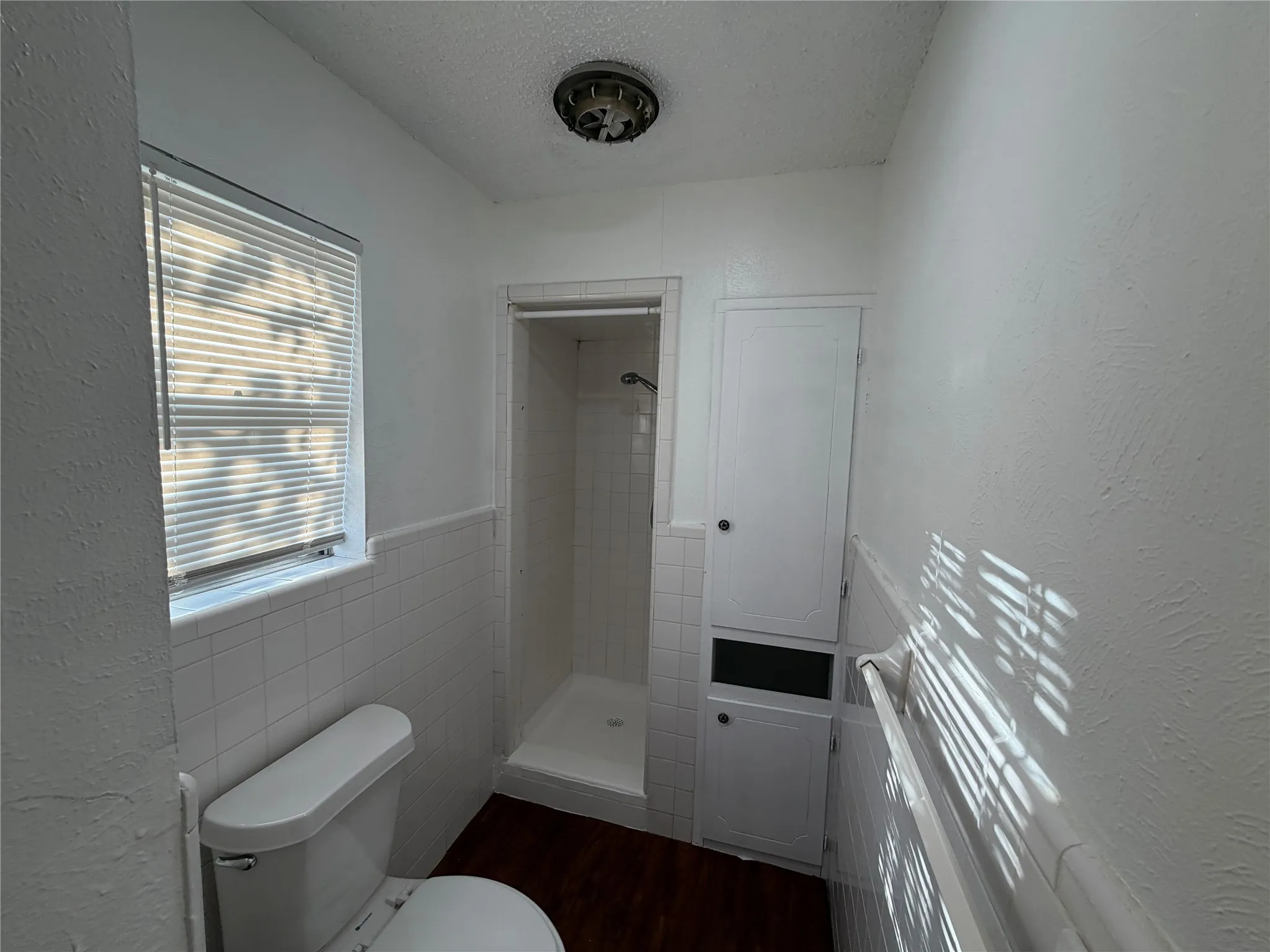 Single Family Residence For Rent in Ellis County , 101 5th Street, Forreston, Texas 76041, 3 Bedroom, 2 Bathroom, 2 Garage spaces, 1,620 Sqft, built in 1959, mls#21385963, Real Estate Agent in Forreston, Homes For Rent in Ellis county, Homes For Rent in Forreston, Realtor in Forreston Texas, Real Estate Brokerage Independent Realty Texas, Luminita Cordes Realtor