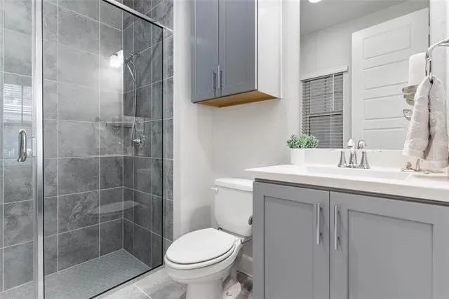 Single Family Residence For Sale in Dallas County , 5144 Artemesia Lane, Dallas, Texas 75209, 3 Bedroom, 4 Bathroom, 2 Garage spaces, 1,935 Sqft, built in 2018, mls#21380862, Real Estate Agent in Dallas, Homes For Sale in Dallas county, Homes For Sale in Dallas, Realtor in Dallas Texas, Real Estate Brokerage Independent Realty Texas, Luminita Cordes Realtor