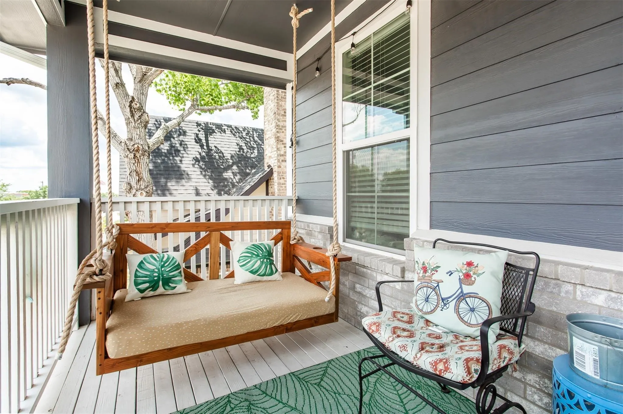 Single Family Residence For Sale in Ellis County , 229 E 5th Street, Ferris, Texas 75125, 3 Bedroom, 3 Bathroom, 2 Garage spaces, 2,016 Sqft, built in 2021, mls#21386448, Real Estate Agent in Ferris, Homes For Sale in Ellis county, Homes For Sale in Ferris, Realtor in Ferris Texas, Real Estate Brokerage Independent Realty Texas, Luminita Cordes Realtor
