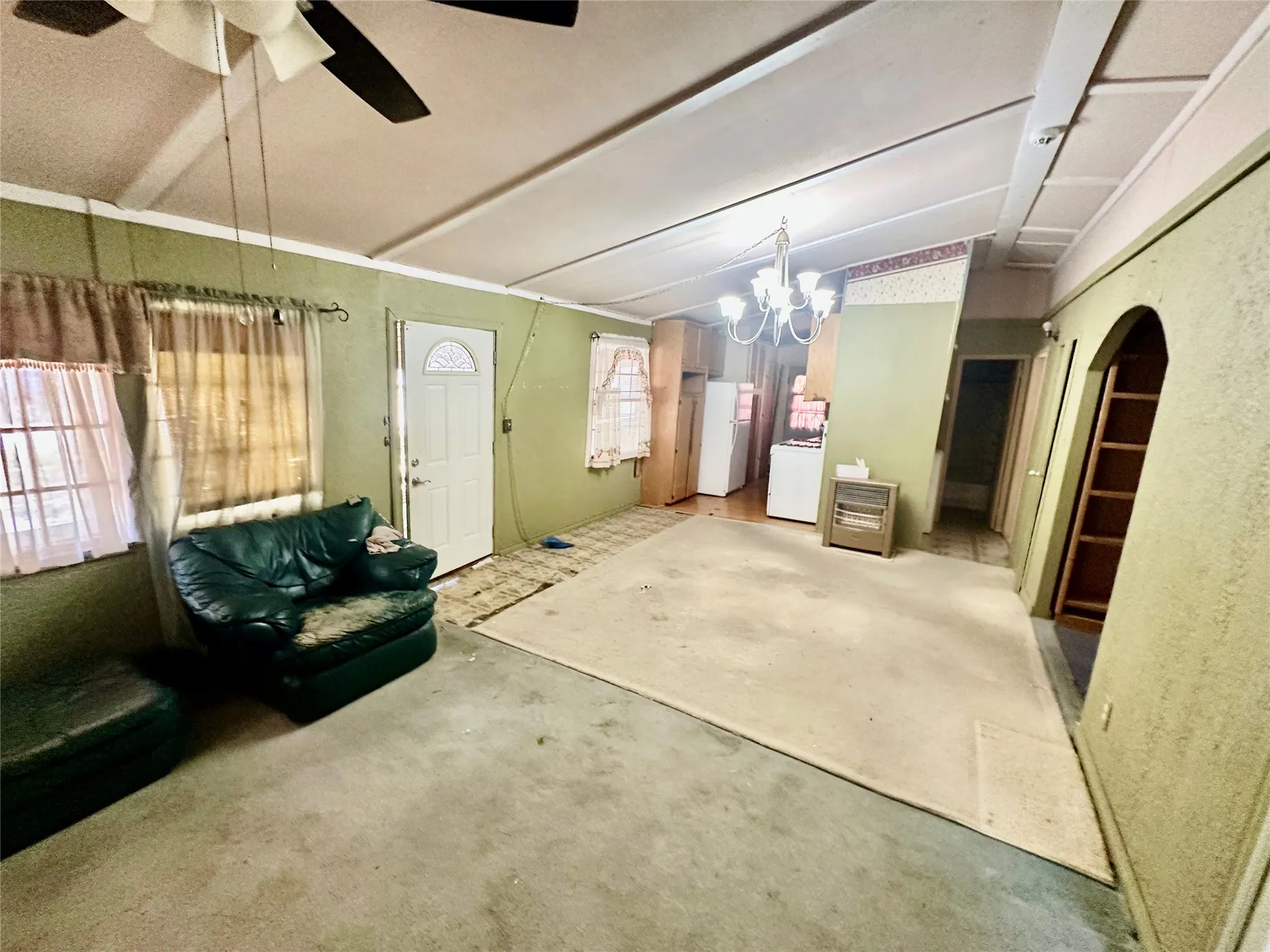 Single Family Residence For Sale in Dallas County , 1310 Crest Park Drive, Mesquite, Texas 75149, 2 Bedroom, 1 Bathroom, Garage spaces, 950 Sqft, built in 1952, mls#21385194, Real Estate Agent in Mesquite, Homes For Sale in Dallas county, Homes For Sale in Mesquite, Realtor in Mesquite Texas, Real Estate Brokerage Independent Realty Texas, Luminita Cordes Realtor