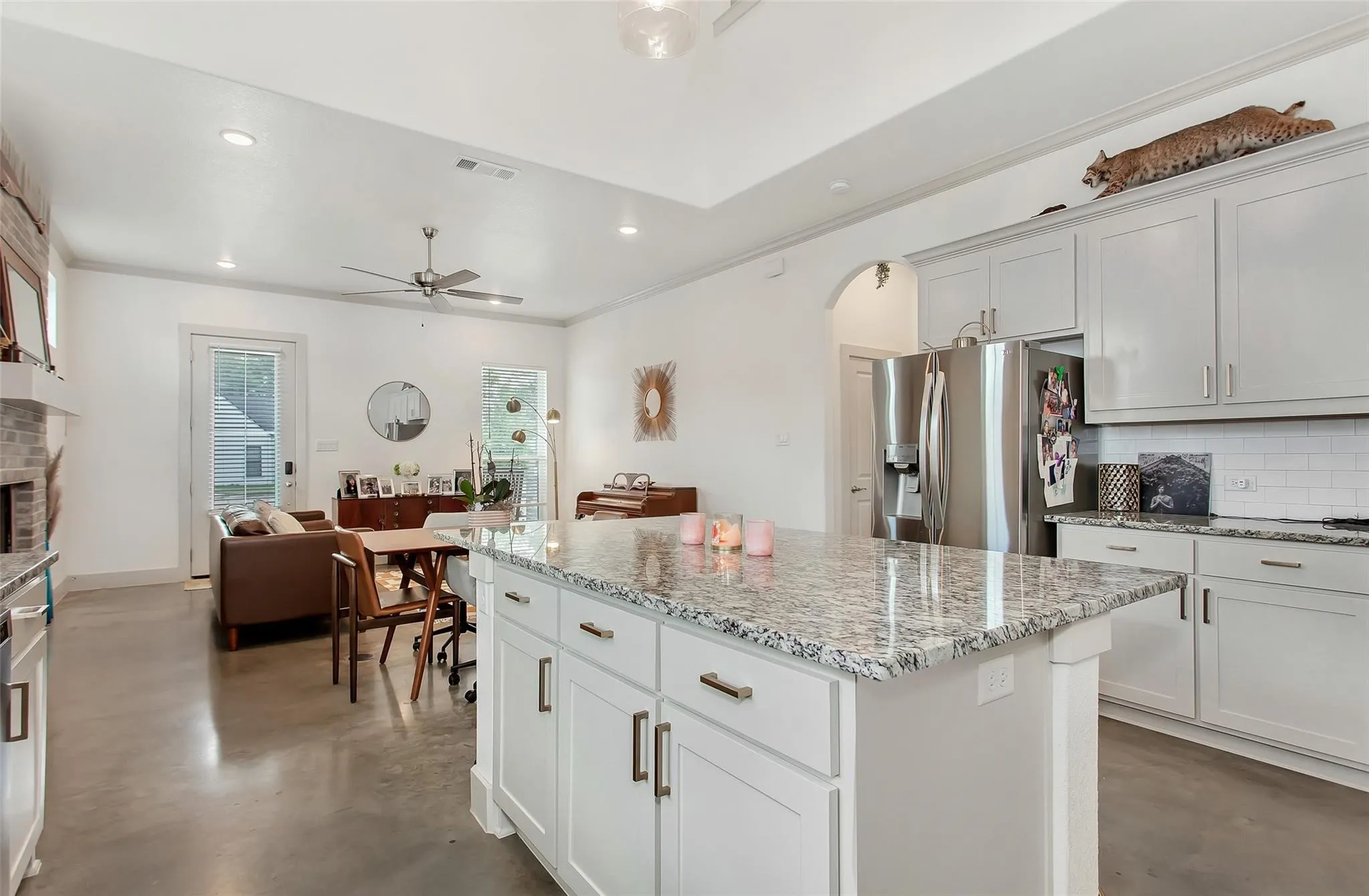 Single Family Residence For Rent in Ellis County , 229 E 5th Street, Ferris, Texas 75125, 3 Bedroom, 3 Bathroom, 2 Garage spaces, 2,016 Sqft, built in 2021, mls#21386433, Real Estate Agent in Ferris, Homes For Rent in Ellis county, Homes For Rent in Ferris, Realtor in Ferris Texas, Real Estate Brokerage Independent Realty Texas, Luminita Cordes Realtor