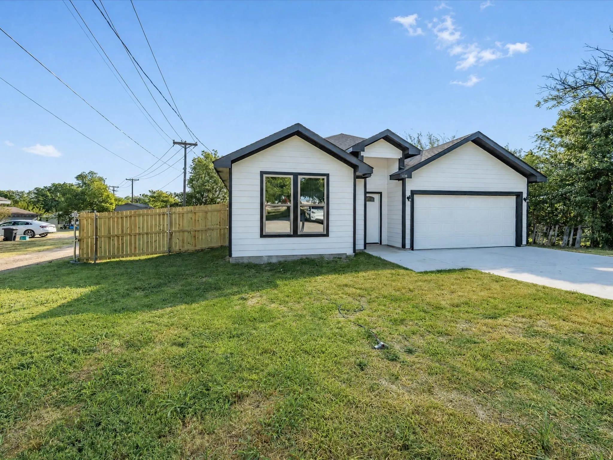 Single Family Residence For Sale in Ellis County , 108 N Couch Street, Italy, Texas 76651, 3 Bedroom, 2 Bathroom, 2 Garage spaces, 1,636 Sqft, built in 2025, mls#21381225, Real Estate Agent in Italy, Homes For Sale in Ellis county, Homes For Sale in Italy, Realtor in Italy Texas, Real Estate Brokerage Independent Realty Texas, Luminita Cordes Realtor