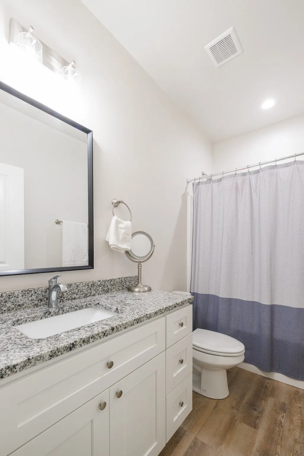 Single Family Residence For Rent in Taylor County , 7446 Sleepy Hollow Lane, Abilene, Texas 79602, 3 Bedroom, 2 Bathroom, 2 Garage spaces, 1,710 Sqft, built in 2022, mls#21386461, Real Estate Agent in Abilene, Homes For Rent in Taylor county, Homes For Rent in Abilene, Realtor in Abilene Texas, Real Estate Brokerage Independent Realty Texas, Luminita Cordes Realtor