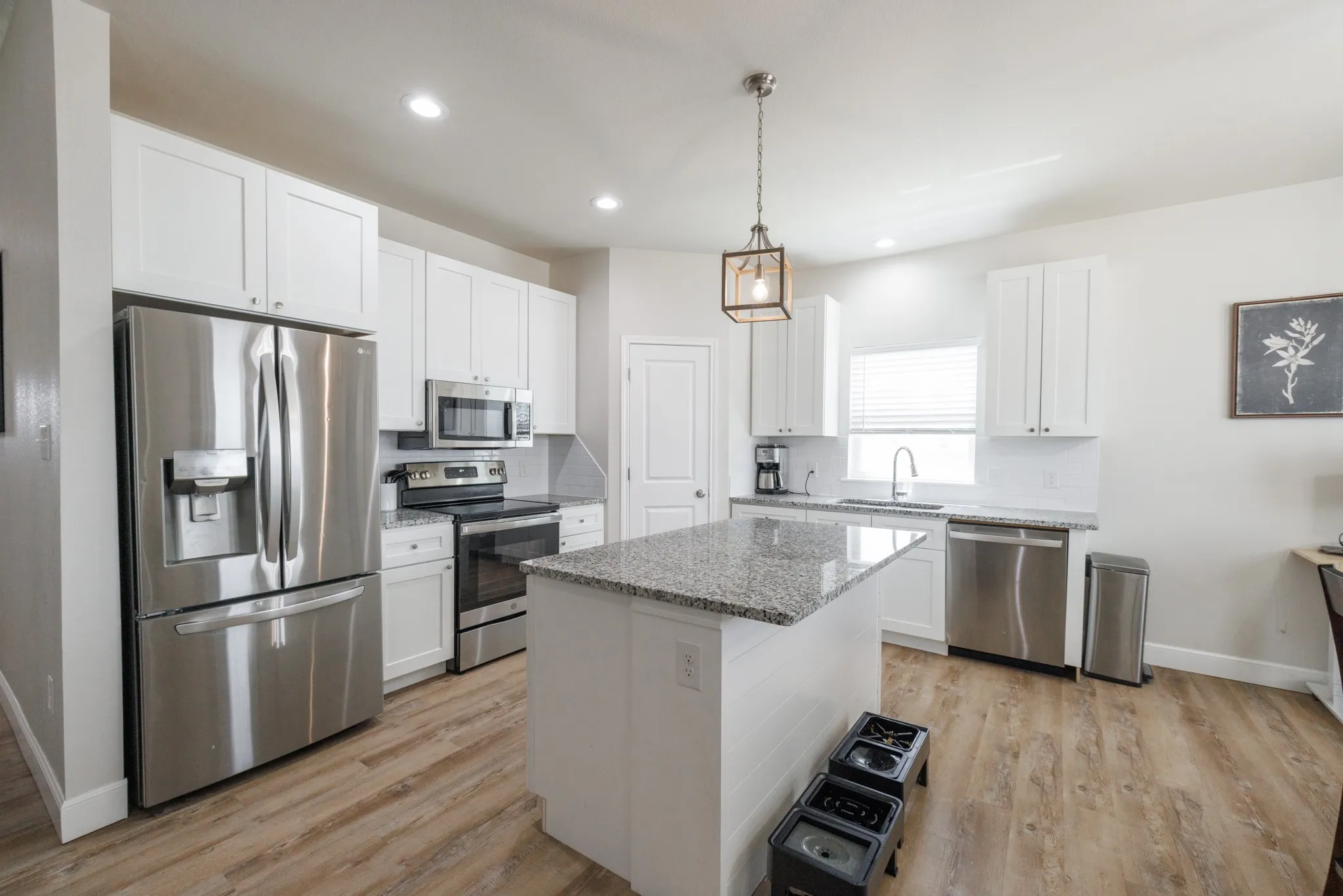 Single Family Residence For Rent in Taylor County , 7446 Sleepy Hollow Lane, Abilene, Texas 79602, 3 Bedroom, 2 Bathroom, 2 Garage spaces, 1,710 Sqft, built in 2022, mls#21386461, Real Estate Agent in Abilene, Homes For Rent in Taylor county, Homes For Rent in Abilene, Realtor in Abilene Texas, Real Estate Brokerage Independent Realty Texas, Luminita Cordes Realtor