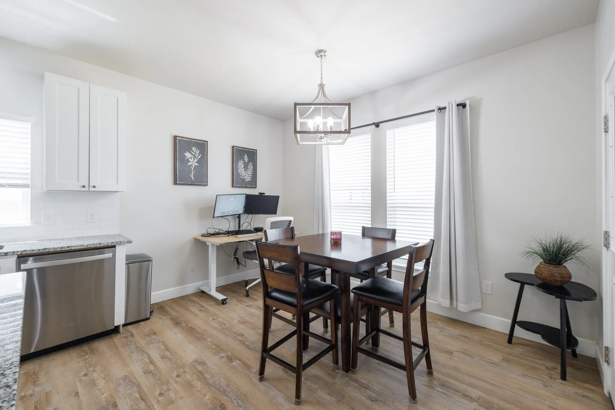 Single Family Residence For Rent in Taylor County , 7446 Sleepy Hollow Lane, Abilene, Texas 79602, 3 Bedroom, 2 Bathroom, 2 Garage spaces, 1,710 Sqft, built in 2022, mls#21386461, Real Estate Agent in Abilene, Homes For Rent in Taylor county, Homes For Rent in Abilene, Realtor in Abilene Texas, Real Estate Brokerage Independent Realty Texas, Luminita Cordes Realtor