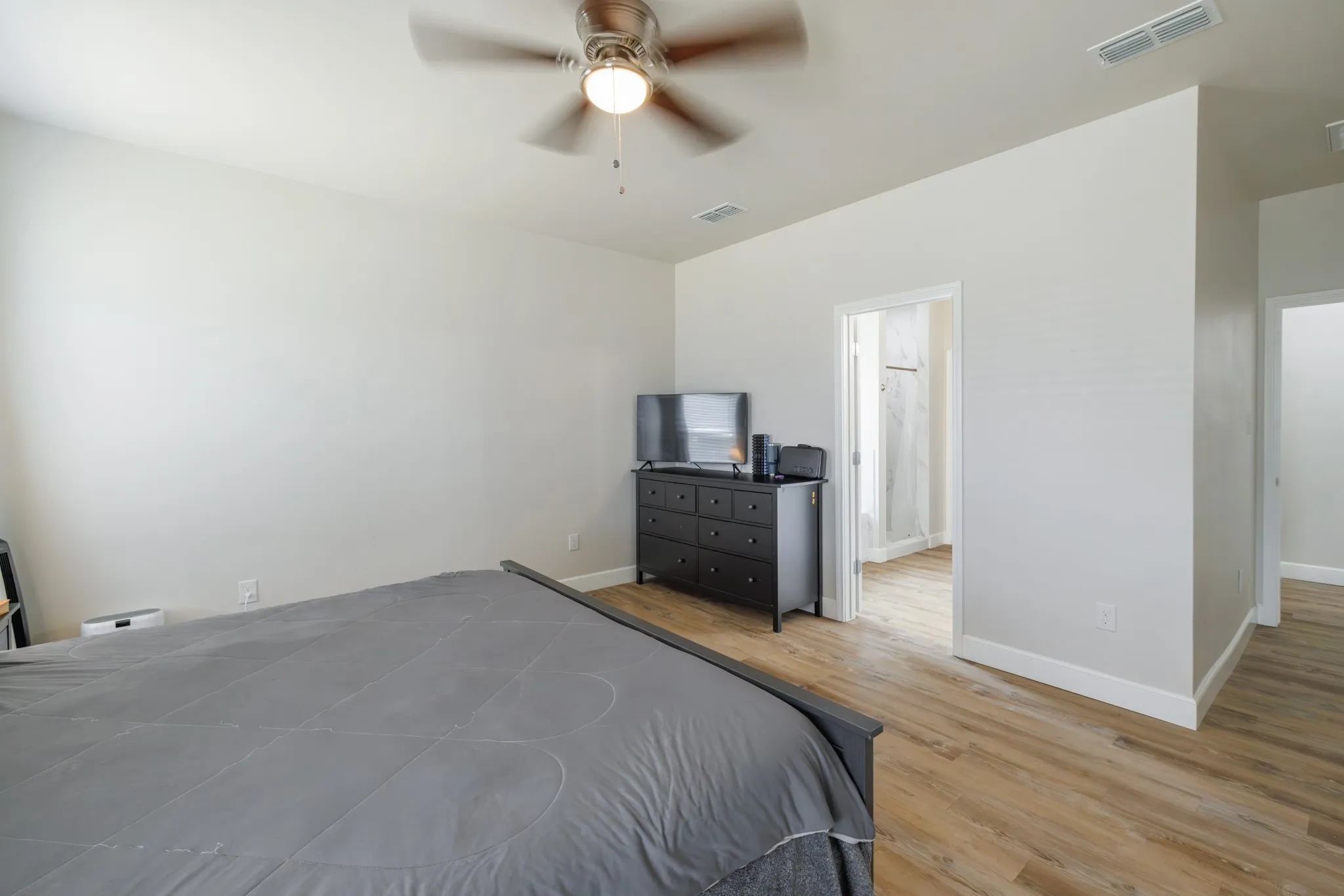 Single Family Residence For Rent in Taylor County , 7446 Sleepy Hollow Lane, Abilene, Texas 79602, 3 Bedroom, 2 Bathroom, 2 Garage spaces, 1,710 Sqft, built in 2022, mls#21386461, Real Estate Agent in Abilene, Homes For Rent in Taylor county, Homes For Rent in Abilene, Realtor in Abilene Texas, Real Estate Brokerage Independent Realty Texas, Luminita Cordes Realtor