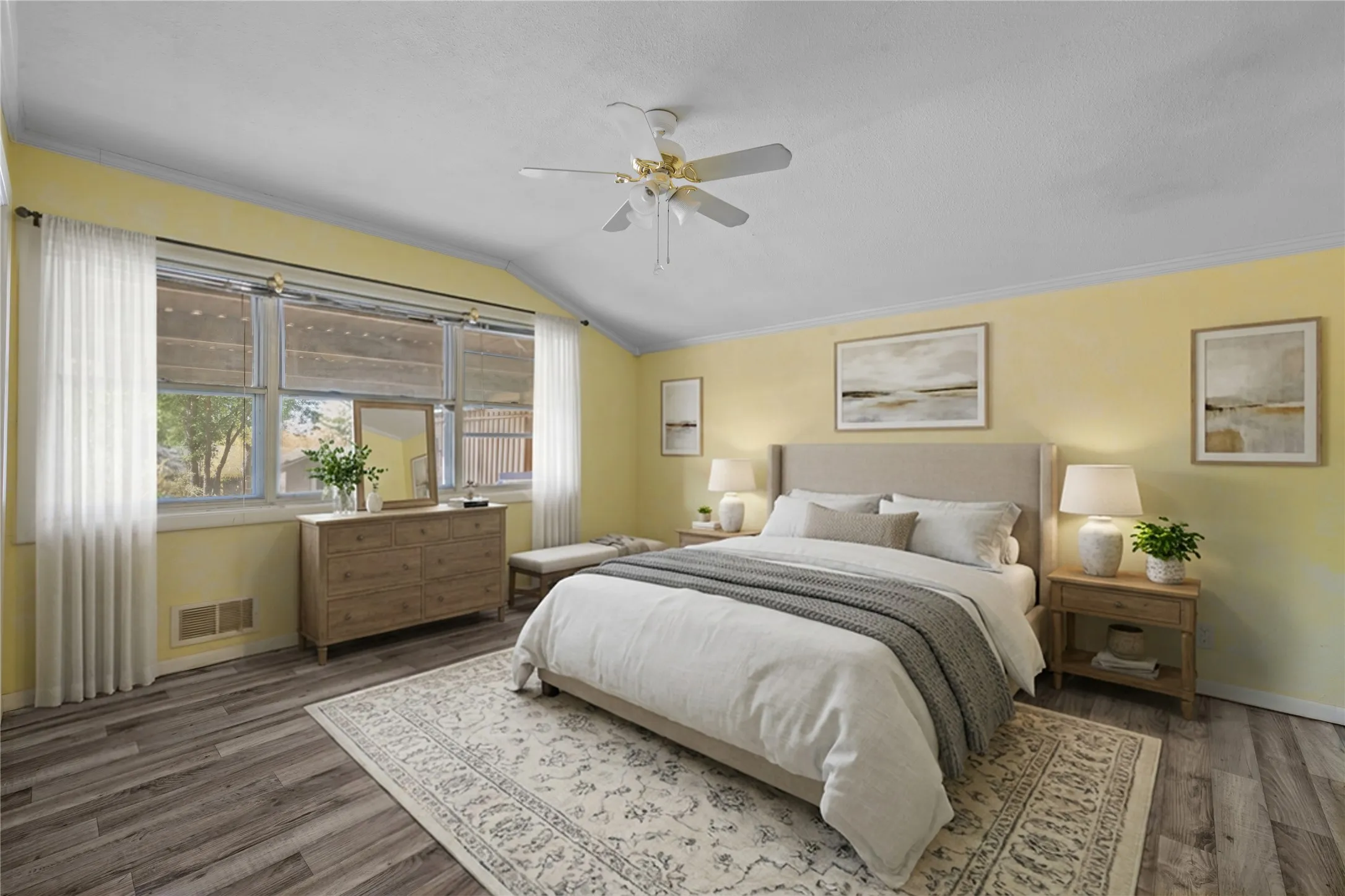 Single Family Residence For Sale in Stephens County , 1011 E Connell Street, Breckenridge, Texas 76424, 3 Bedroom, 3 Bathroom, Garage spaces, 3,147 Sqft, built in 1961, mls#21376153, Real Estate Agent in Breckenridge, Homes For Sale in Stephens county, Homes For Sale in Breckenridge, Realtor in Breckenridge Texas, Real Estate Brokerage Independent Realty Texas, Luminita Cordes Realtor