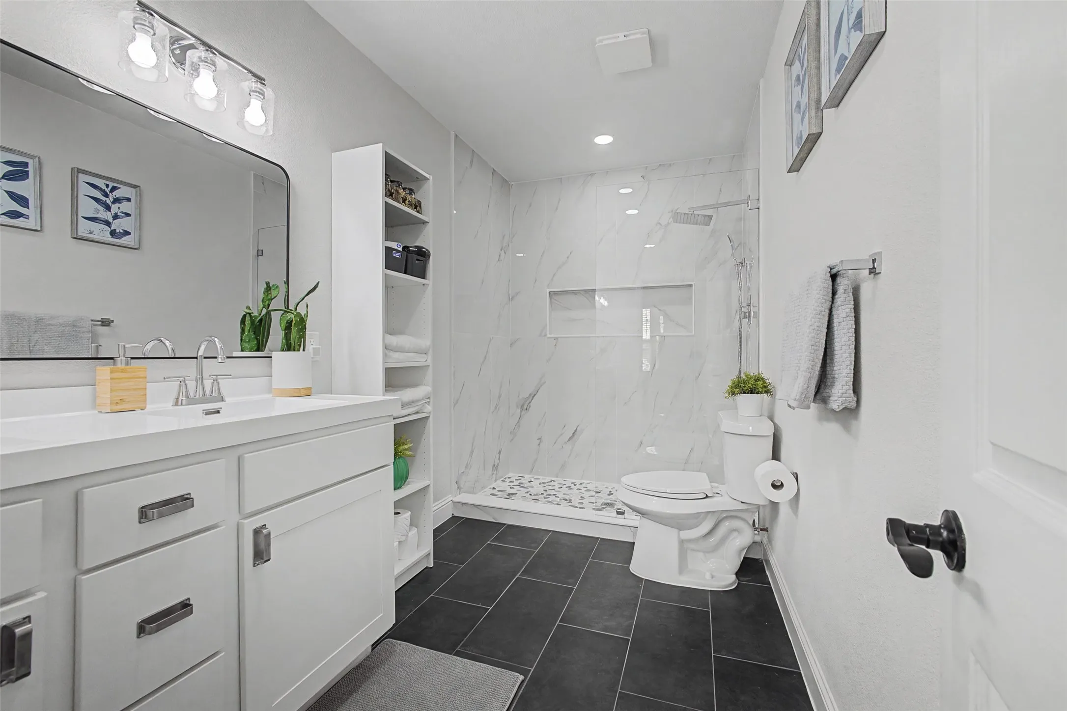 Single Family Residence For Rent in Collin County , 7210 Hickory Street, Frisco, Texas 75034, 3 Bedroom, 2 Bathroom, Garage spaces, 1,500 Sqft, built in 1965, mls#21386016, Real Estate Agent in Frisco, Homes For Rent in Collin county, Homes For Rent in Frisco, Realtor in Frisco Texas, Real Estate Brokerage Independent Realty Texas, Luminita Cordes Realtor