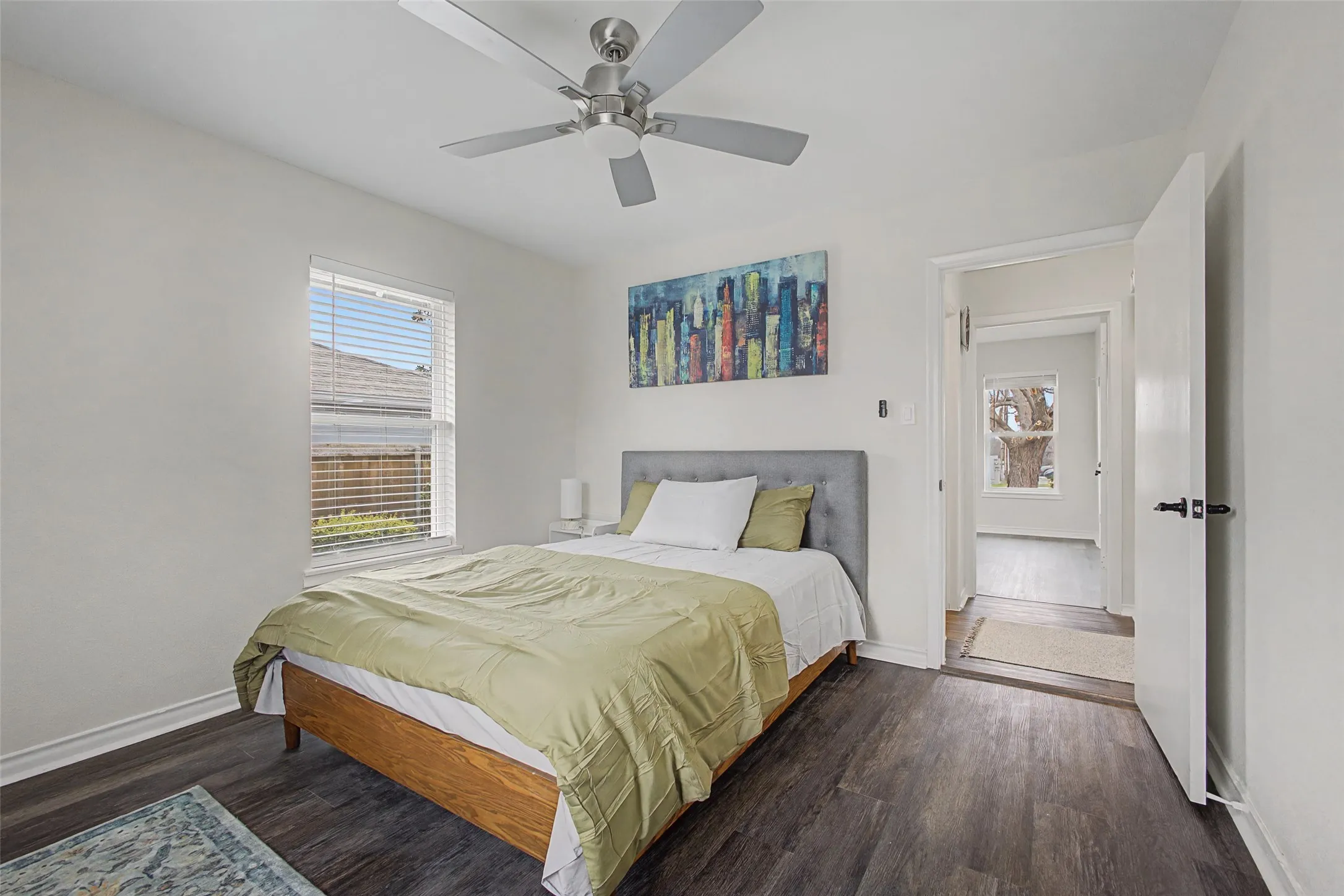 Single Family Residence For Rent in Collin County , 7210 Hickory Street, Frisco, Texas 75034, 3 Bedroom, 2 Bathroom, Garage spaces, 1,500 Sqft, built in 1965, mls#21386016, Real Estate Agent in Frisco, Homes For Rent in Collin county, Homes For Rent in Frisco, Realtor in Frisco Texas, Real Estate Brokerage Independent Realty Texas, Luminita Cordes Realtor