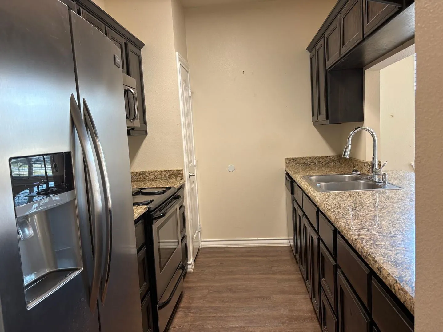 Apartment For Rent in Eastland County , 802 E 21st, Cisco, Texas 76437, 2 Bedroom, 2 Bathroom, Garage spaces, 950 Sqft, built in 2014, mls#21386472, Real Estate Agent in Cisco, Homes For Rent in Eastland county, Homes For Rent in Cisco, Realtor in Cisco Texas, Real Estate Brokerage Independent Realty Texas, Luminita Cordes Realtor