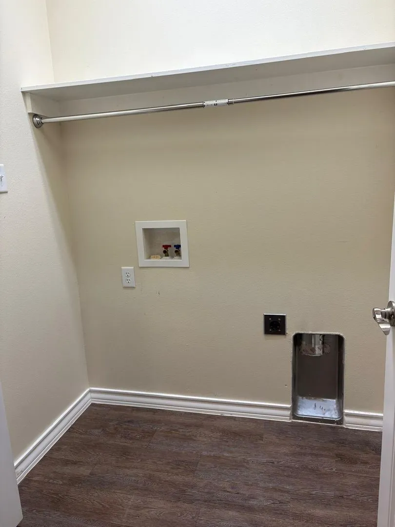 Apartment For Rent in Eastland County , 802 E 21st, Cisco, Texas 76437, 2 Bedroom, 2 Bathroom, Garage spaces, 950 Sqft, built in 2014, mls#21386472, Real Estate Agent in Cisco, Homes For Rent in Eastland county, Homes For Rent in Cisco, Realtor in Cisco Texas, Real Estate Brokerage Independent Realty Texas, Luminita Cordes Realtor