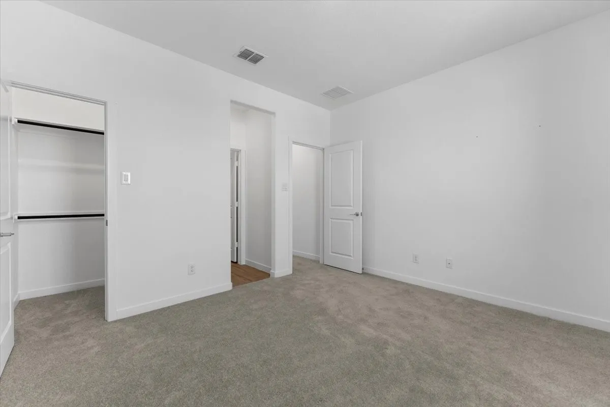 Single Family Residence For Rent in Tarrant County , 3001 Brainerd Drive, Fort Worth, Texas 76179, 4 Bedroom, 4 Bathroom, 2 Garage spaces, 3,080 Sqft, built in 2024, mls#21386485, Real Estate Agent in Fort Worth, Homes For Rent in Tarrant county, Homes For Rent in Fort Worth, Realtor in Fort Worth Texas, Real Estate Brokerage Independent Realty Texas, Luminita Cordes Realtor