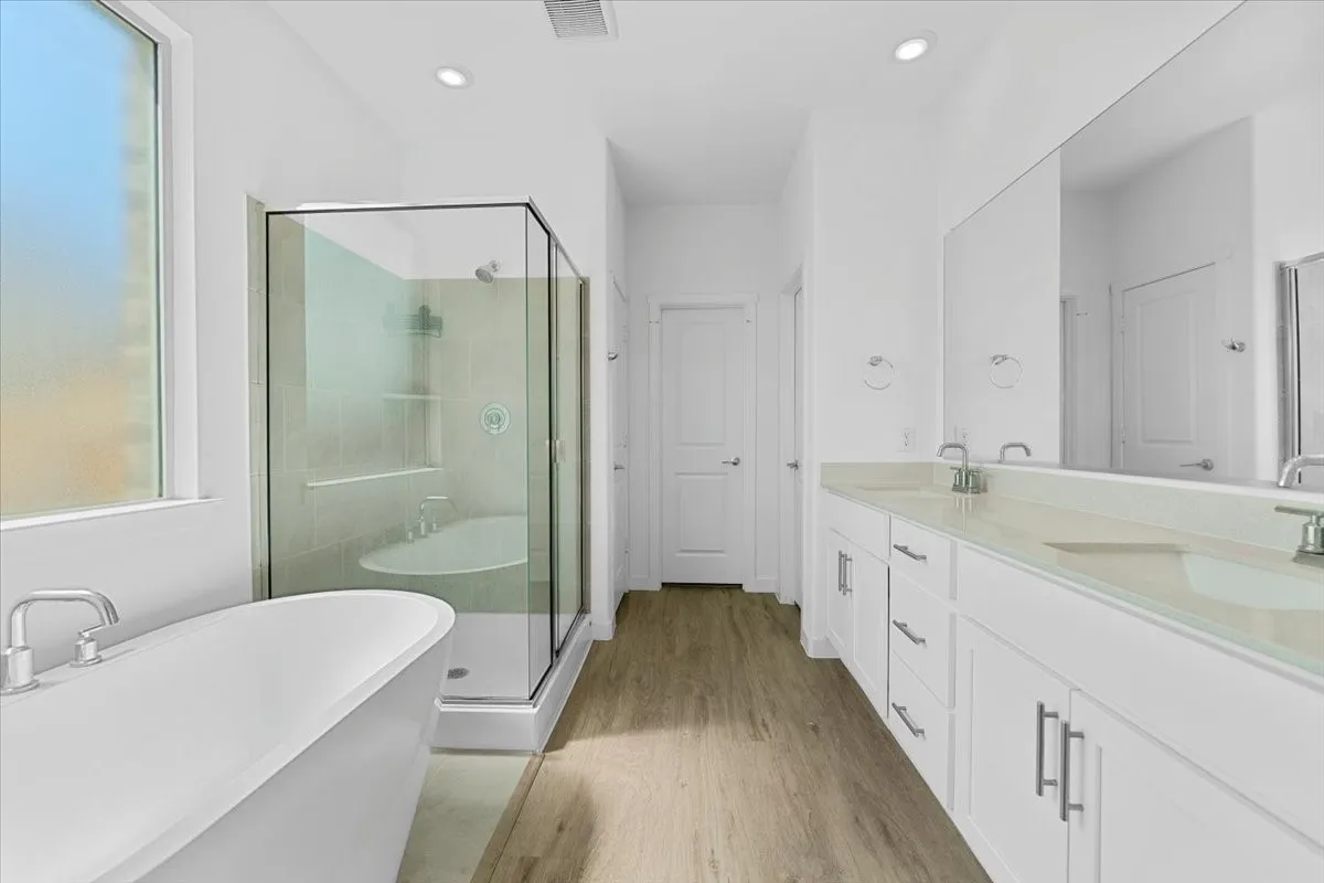 Single Family Residence For Rent in Tarrant County , 3001 Brainerd Drive, Fort Worth, Texas 76179, 4 Bedroom, 4 Bathroom, 2 Garage spaces, 3,080 Sqft, built in 2024, mls#21386485, Real Estate Agent in Fort Worth, Homes For Rent in Tarrant county, Homes For Rent in Fort Worth, Realtor in Fort Worth Texas, Real Estate Brokerage Independent Realty Texas, Luminita Cordes Realtor