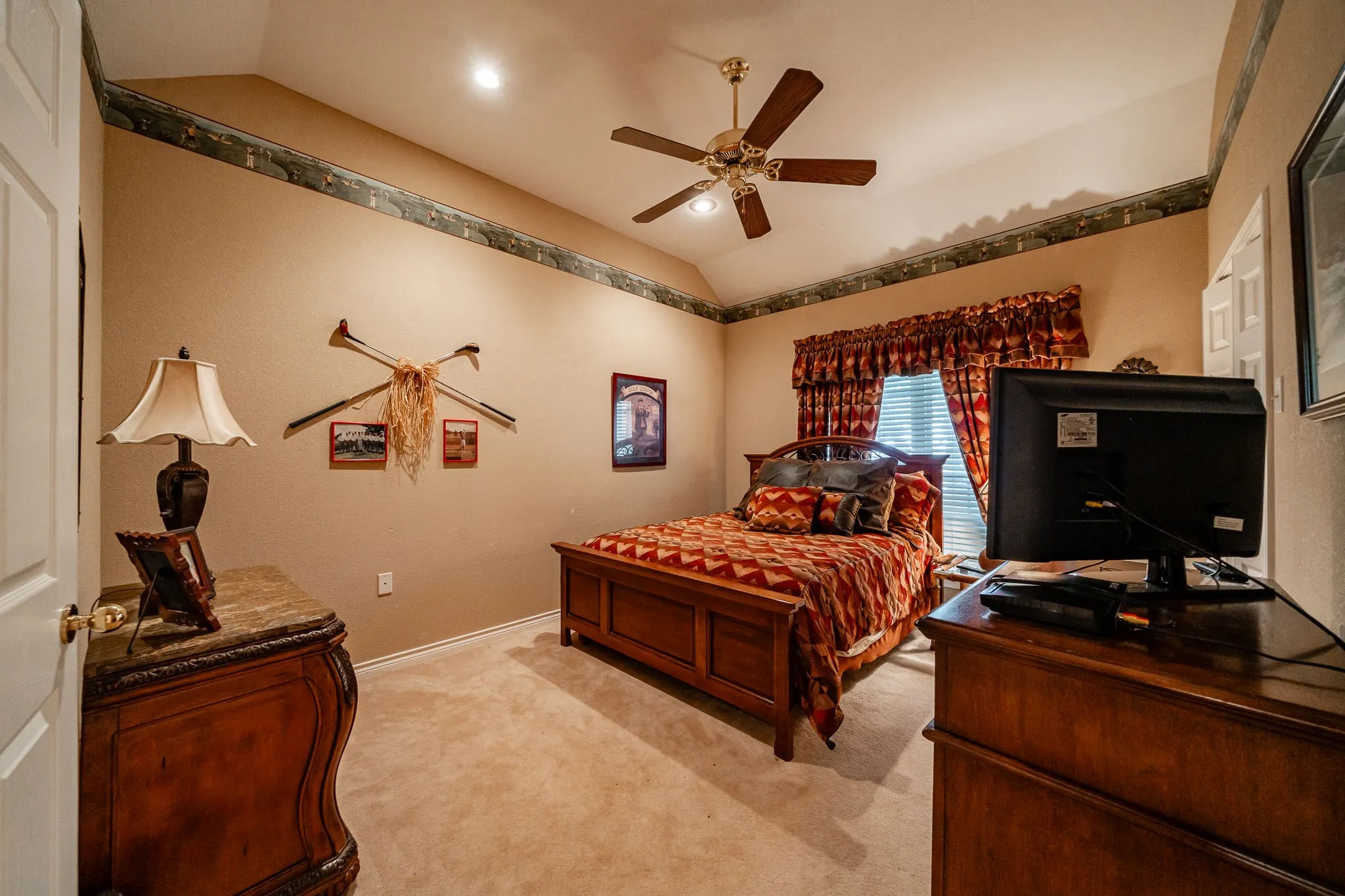 Single Family Residence For Sale in Jones County , 7170 Fm 142, Stamford, Texas 79553, 3 Bedroom, 4 Bathroom, 3 Garage spaces, 4,252 Sqft, built in 1997, mls#21386487, Real Estate Agent in Stamford, Homes For Sale in Jones county, Homes For Sale in Stamford, Realtor in Stamford Texas, Real Estate Brokerage Independent Realty Texas, Luminita Cordes Realtor