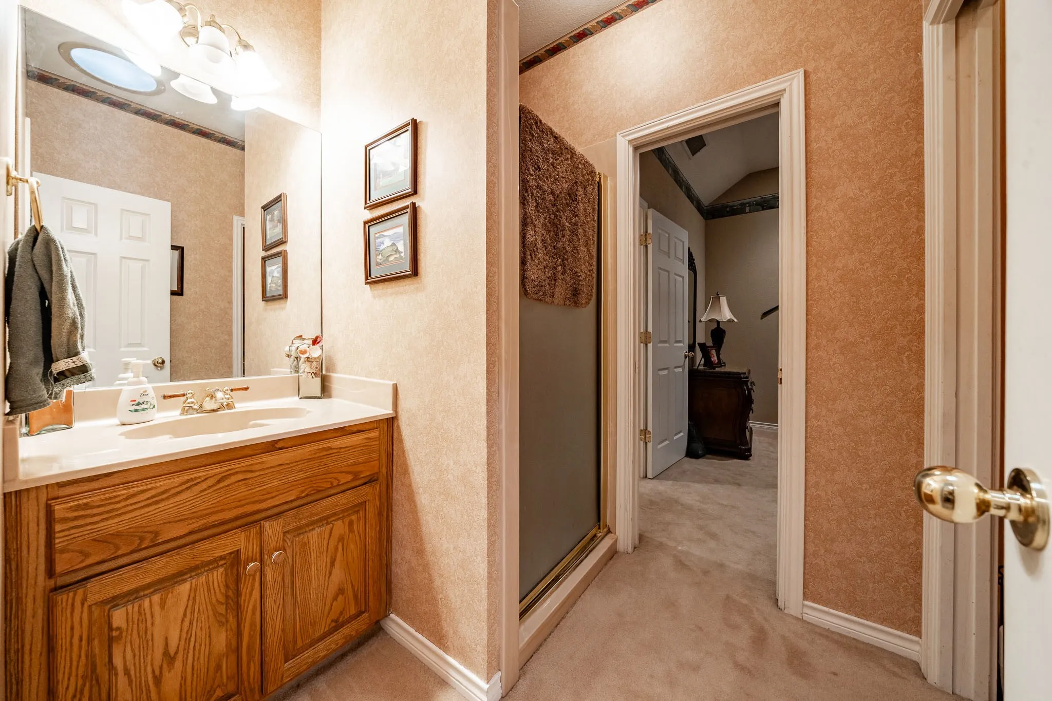Single Family Residence For Sale in Jones County , 7170 Fm 142, Stamford, Texas 79553, 3 Bedroom, 4 Bathroom, 3 Garage spaces, 4,252 Sqft, built in 1997, mls#21386487, Real Estate Agent in Stamford, Homes For Sale in Jones county, Homes For Sale in Stamford, Realtor in Stamford Texas, Real Estate Brokerage Independent Realty Texas, Luminita Cordes Realtor