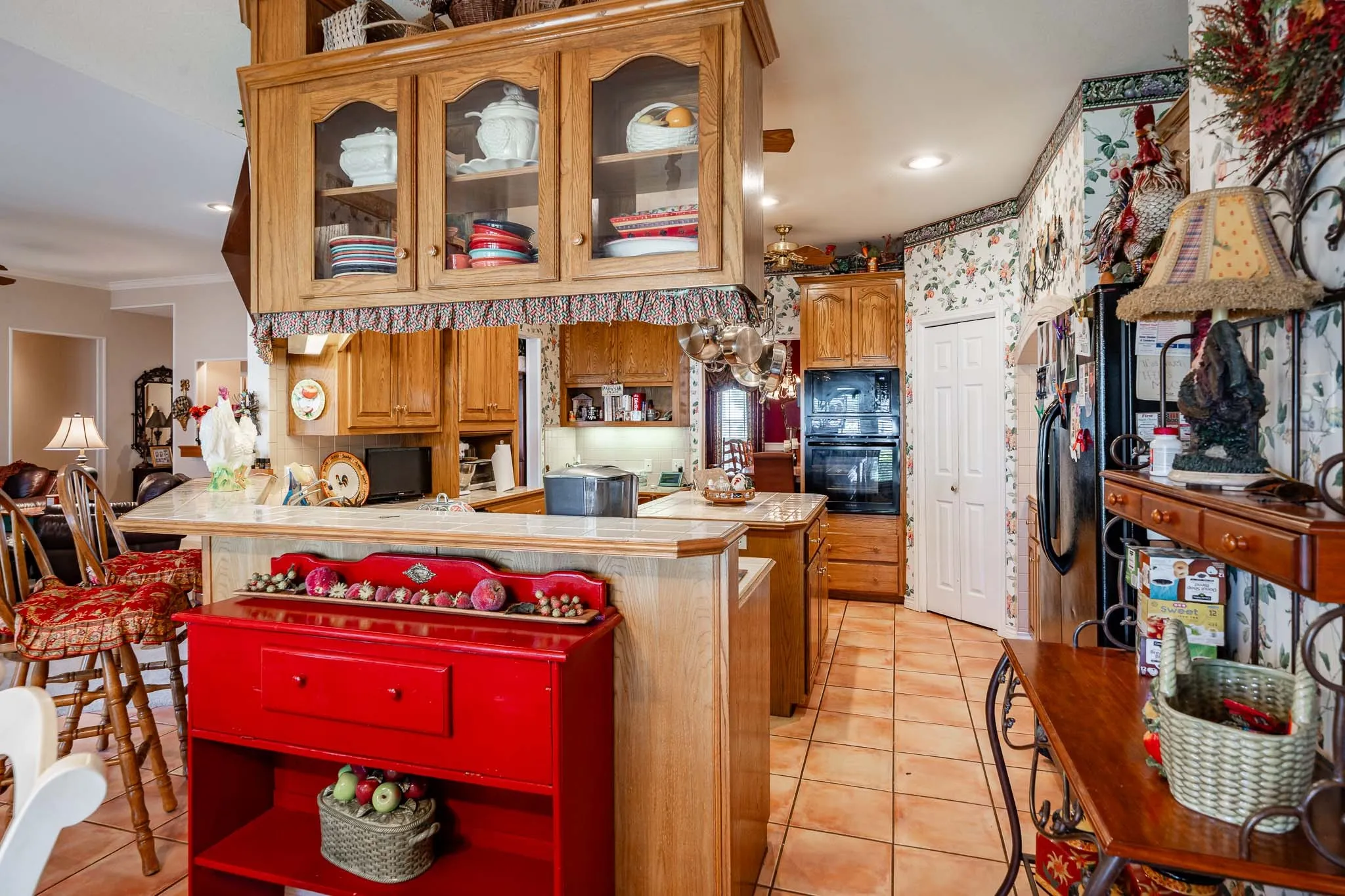 Single Family Residence For Sale in Jones County , 7170 Fm 142, Stamford, Texas 79553, 3 Bedroom, 4 Bathroom, 3 Garage spaces, 4,252 Sqft, built in 1997, mls#21386487, Real Estate Agent in Stamford, Homes For Sale in Jones county, Homes For Sale in Stamford, Realtor in Stamford Texas, Real Estate Brokerage Independent Realty Texas, Luminita Cordes Realtor