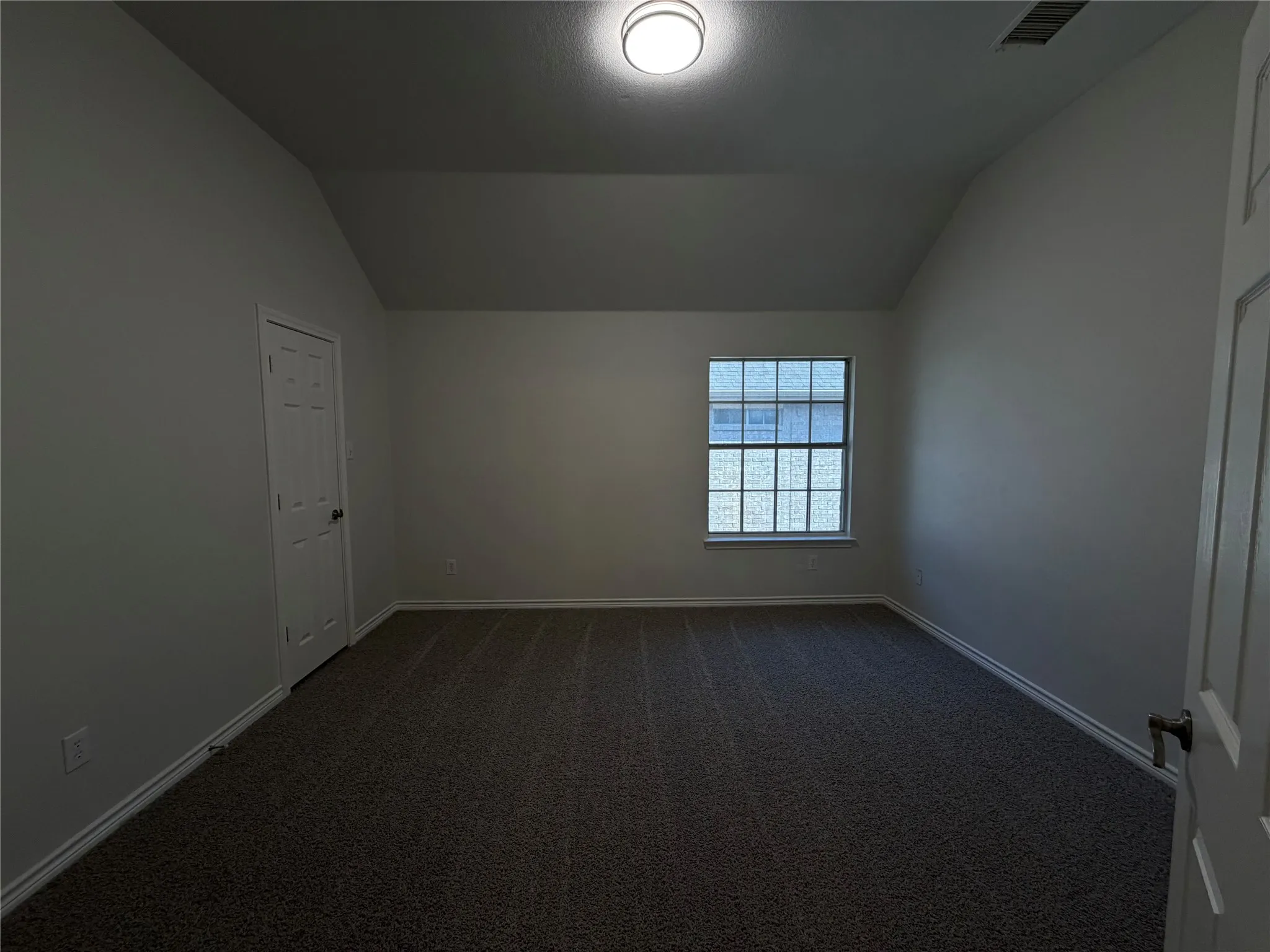 Single Family Residence For Sale in Dallas County , 1803 High Meadow Street, Glenn Heights, Texas 75154, 6 Bedroom, 4 Bathroom, 2 Garage spaces, 4,432 Sqft, built in 2006, mls#21386491, Real Estate Agent in Glenn Heights, Homes For Sale in Dallas county, Homes For Sale in Glenn Heights, Realtor in Glenn Heights Texas, Real Estate Brokerage Independent Realty Texas, Luminita Cordes Realtor