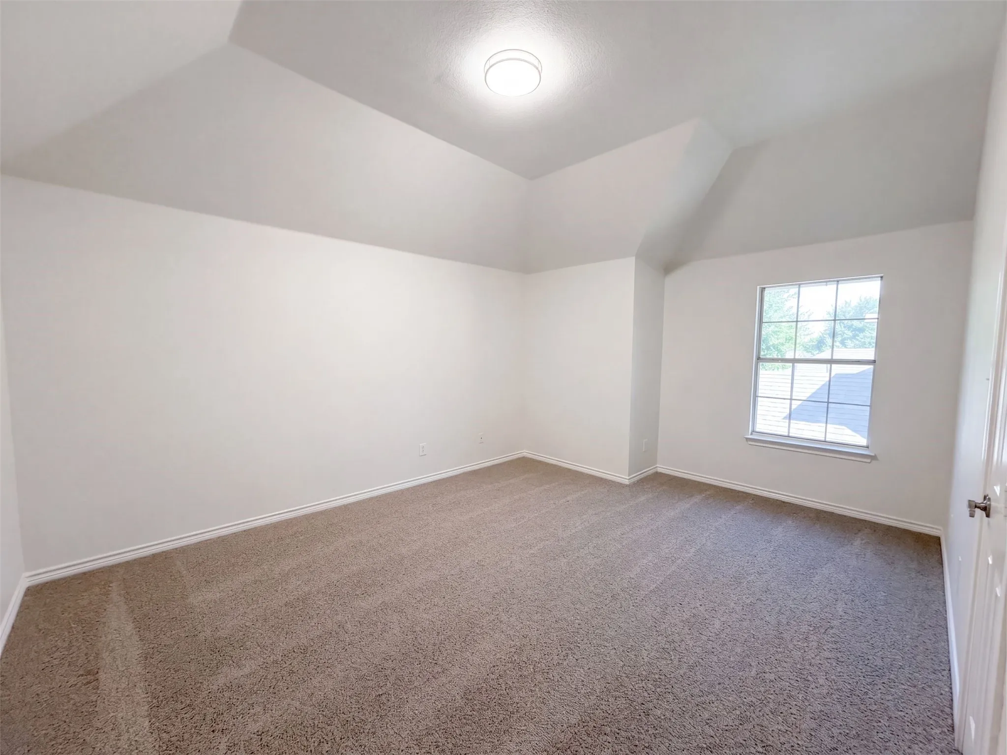Single Family Residence For Sale in Dallas County , 1803 High Meadow Street, Glenn Heights, Texas 75154, 6 Bedroom, 4 Bathroom, 2 Garage spaces, 4,432 Sqft, built in 2006, mls#21386491, Real Estate Agent in Glenn Heights, Homes For Sale in Dallas county, Homes For Sale in Glenn Heights, Realtor in Glenn Heights Texas, Real Estate Brokerage Independent Realty Texas, Luminita Cordes Realtor