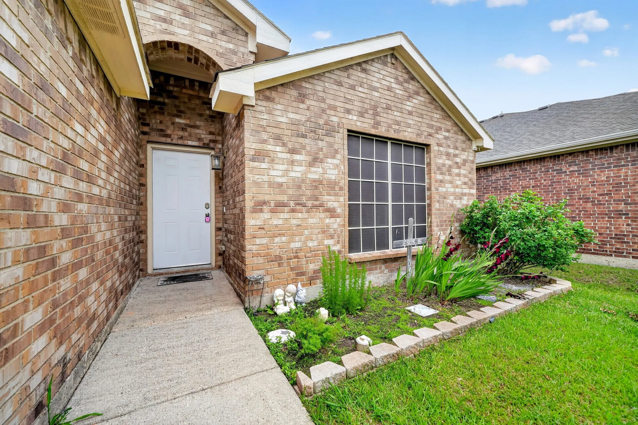 Single Family Residence For Sale in Hunt County , 1208 Bent Tree Road, Royse City, Texas 75189, 3 Bedroom, 2 Bathroom, 2 Garage spaces, 1,435 Sqft, built in 2010, mls#21386232, Real Estate Agent in Royse City, Homes For Sale in Hunt county, Homes For Sale in Royse City, Realtor in Royse City Texas, Real Estate Brokerage Independent Realty Texas, Luminita Cordes Realtor