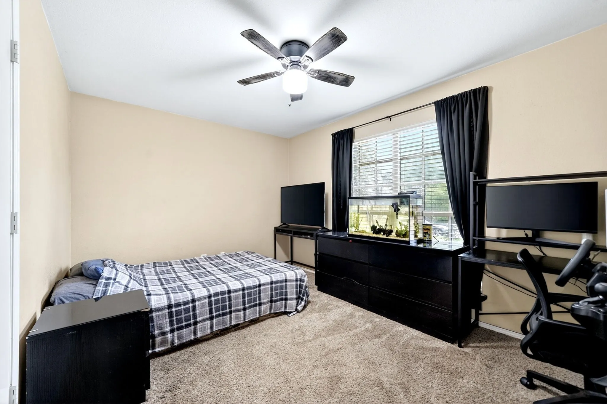 Single Family Residence For Sale in Hunt County , 1208 Bent Tree Road, Royse City, Texas 75189, 3 Bedroom, 2 Bathroom, 2 Garage spaces, 1,435 Sqft, built in 2010, mls#21386232, Real Estate Agent in Royse City, Homes For Sale in Hunt county, Homes For Sale in Royse City, Realtor in Royse City Texas, Real Estate Brokerage Independent Realty Texas, Luminita Cordes Realtor