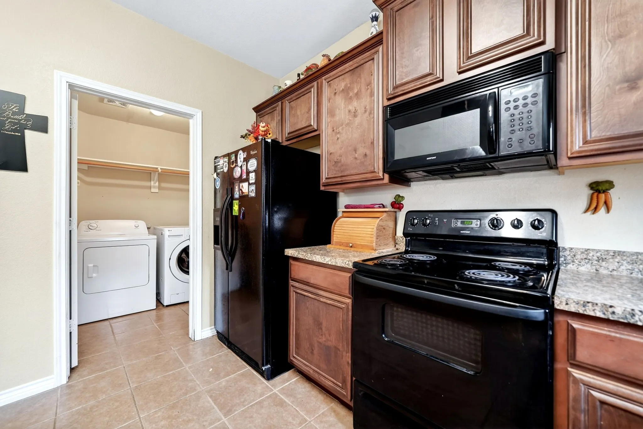 Single Family Residence For Sale in Hunt County , 1208 Bent Tree Road, Royse City, Texas 75189, 3 Bedroom, 2 Bathroom, 2 Garage spaces, 1,435 Sqft, built in 2010, mls#21386232, Real Estate Agent in Royse City, Homes For Sale in Hunt county, Homes For Sale in Royse City, Realtor in Royse City Texas, Real Estate Brokerage Independent Realty Texas, Luminita Cordes Realtor