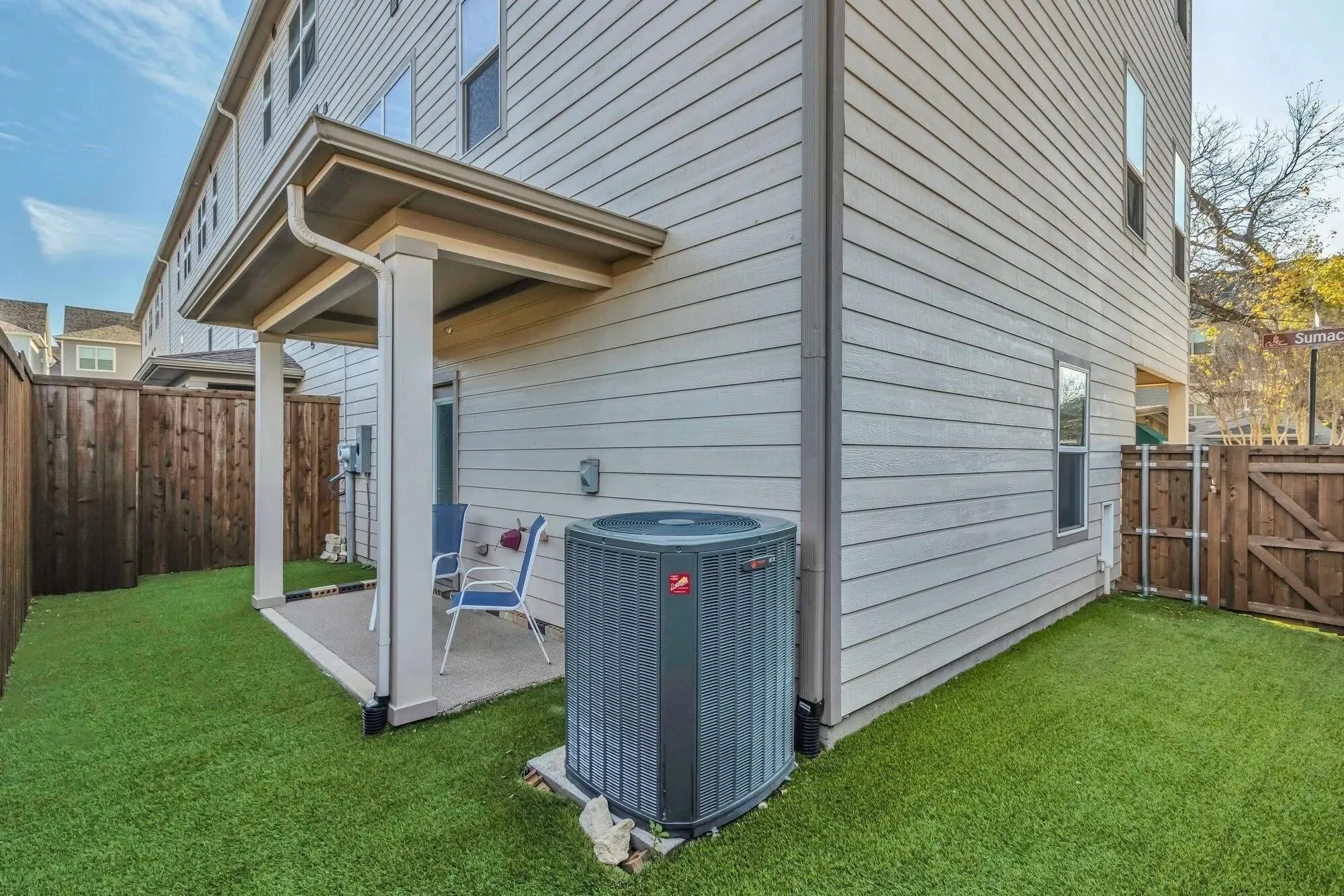 Townhouse For Rent in Denton County , 111 Sumac Street, Lewisville, Texas 75057, 3 Bedroom, 4 Bathroom, 2 Garage spaces, 2,274 Sqft, built in 2018, mls#21386490, Real Estate Agent in Lewisville, Homes For Rent in Denton county, Homes For Rent in Lewisville, Realtor in Lewisville Texas, Real Estate Brokerage Independent Realty Texas, Luminita Cordes Realtor