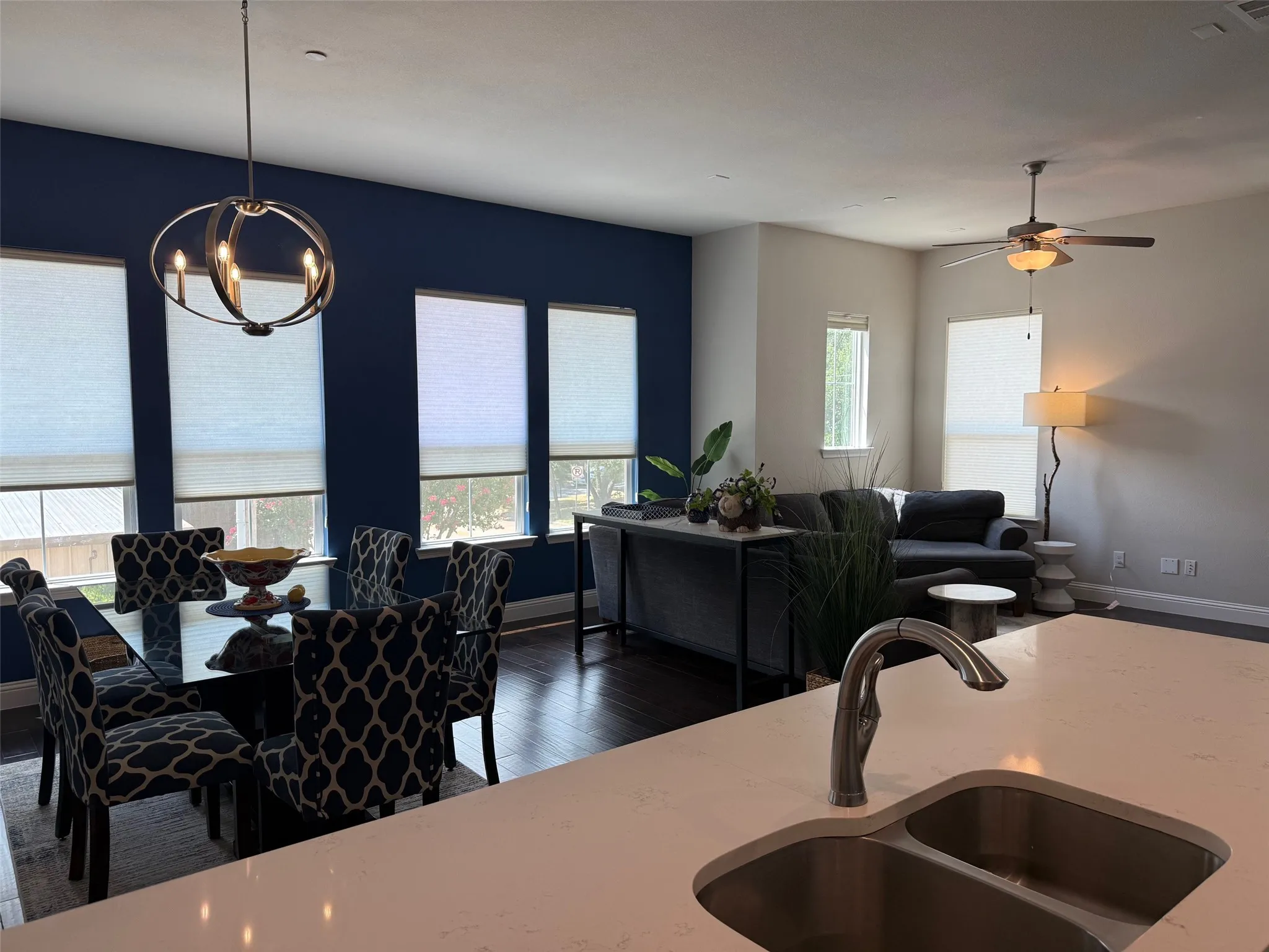 Townhouse For Rent in Denton County , 111 Sumac Street, Lewisville, Texas 75057, 3 Bedroom, 4 Bathroom, 2 Garage spaces, 2,274 Sqft, built in 2018, mls#21386490, Real Estate Agent in Lewisville, Homes For Rent in Denton county, Homes For Rent in Lewisville, Realtor in Lewisville Texas, Real Estate Brokerage Independent Realty Texas, Luminita Cordes Realtor