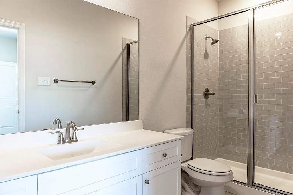 3rd Floor Bedroom Ensuite Bath