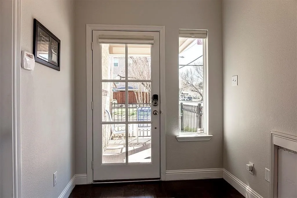 Townhouse For Rent in Denton County , 111 Sumac Street, Lewisville, Texas 75057, 3 Bedroom, 4 Bathroom, 2 Garage spaces, 2,274 Sqft, built in 2018, mls#21386490, Real Estate Agent in Lewisville, Homes For Rent in Denton county, Homes For Rent in Lewisville, Realtor in Lewisville Texas, Real Estate Brokerage Independent Realty Texas, Luminita Cordes Realtor