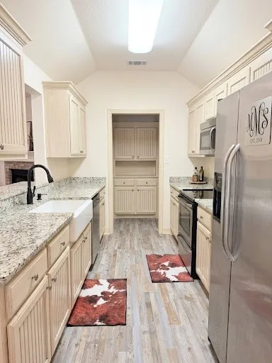 Single Family Residence For Sale in Ellis County , 141 Whitfill Road, Alma, Texas 75119, 3 Bedroom, 2 Bathroom, 2 Garage spaces, 1,600 Sqft, built in 2012, mls#21386364, Real Estate Agent in Alma, Homes For Sale in Ellis county, Homes For Sale in Alma, Realtor in Alma Texas, Real Estate Brokerage Independent Realty Texas, Luminita Cordes Realtor
